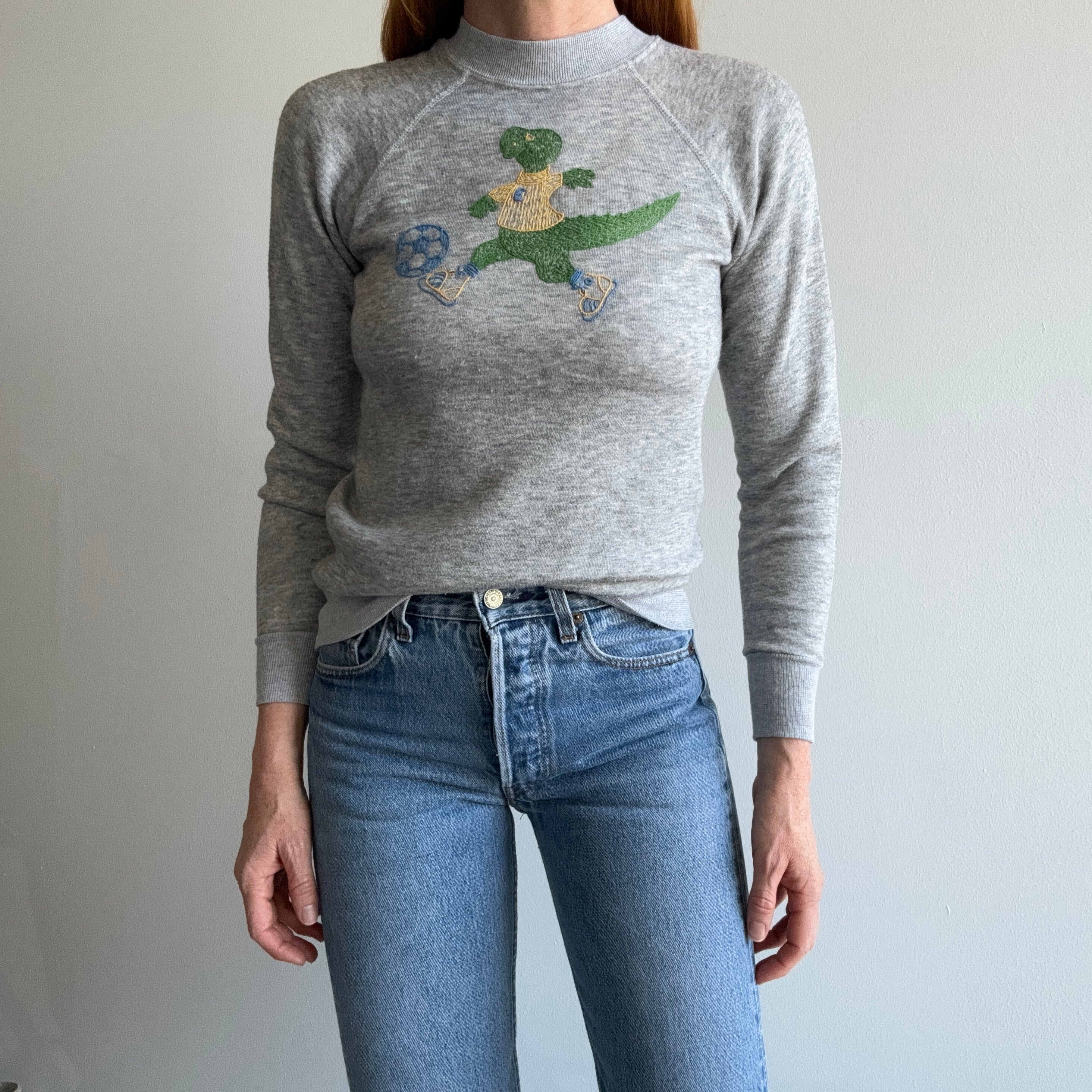 1980s DIY Crocodile Playing Soccer XS Sweatshirt