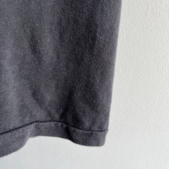 T-shirt teinté de peinture noire vierge des années 00