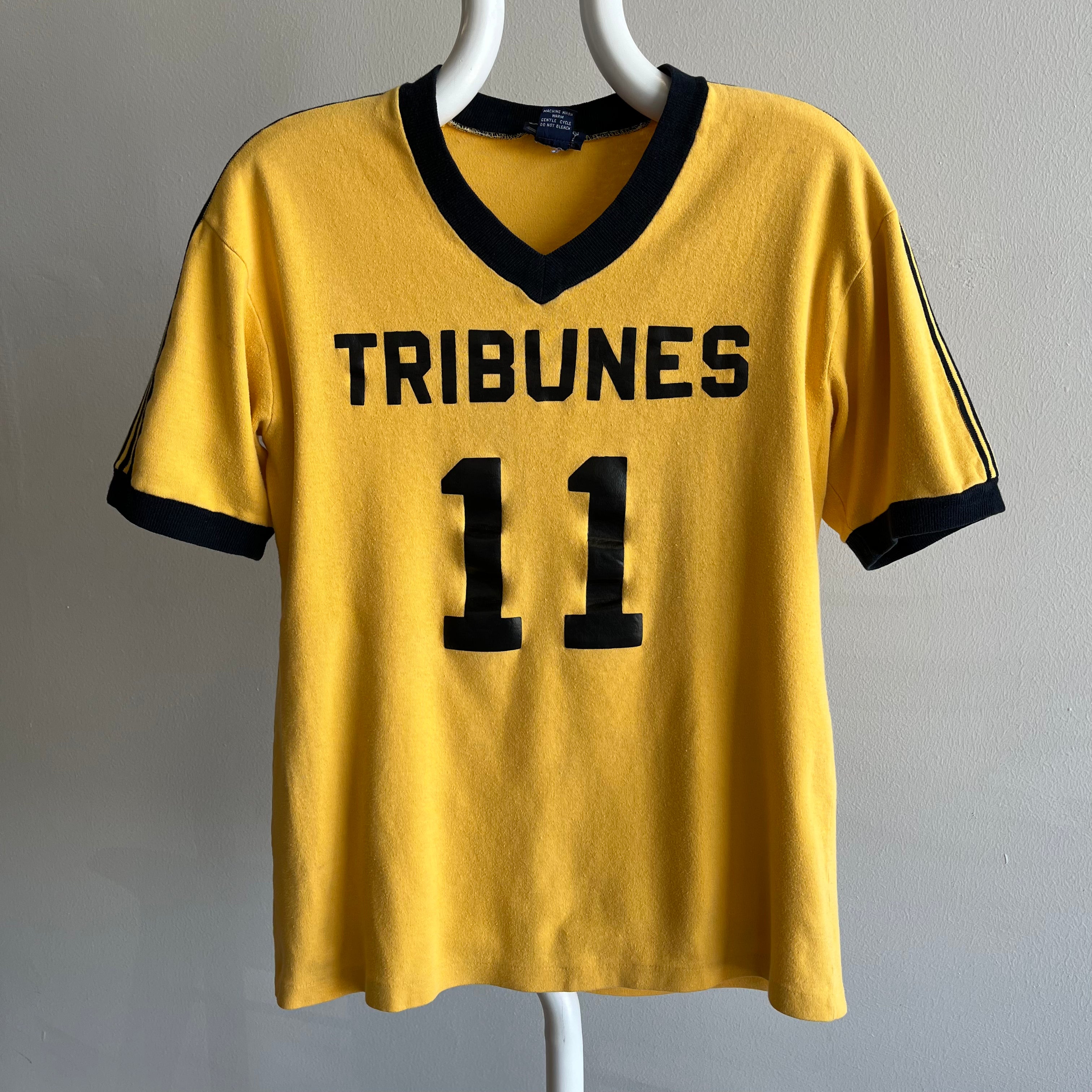 1970s Tribune Knit V-Neck T-Shirt - Rad