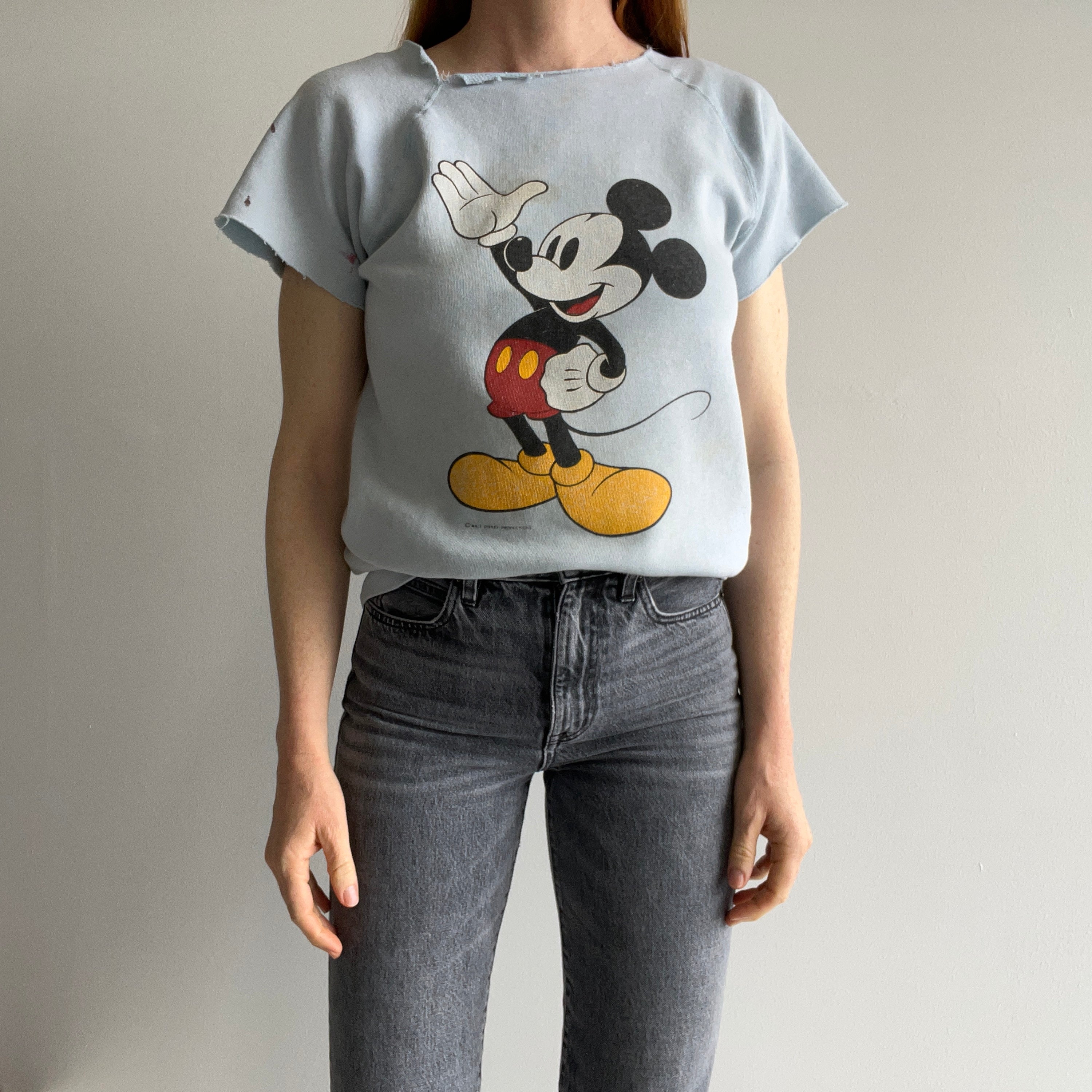 1970s Destroyed and Stained 70s Front and Back Mickey Cut Sleeve Warm Up