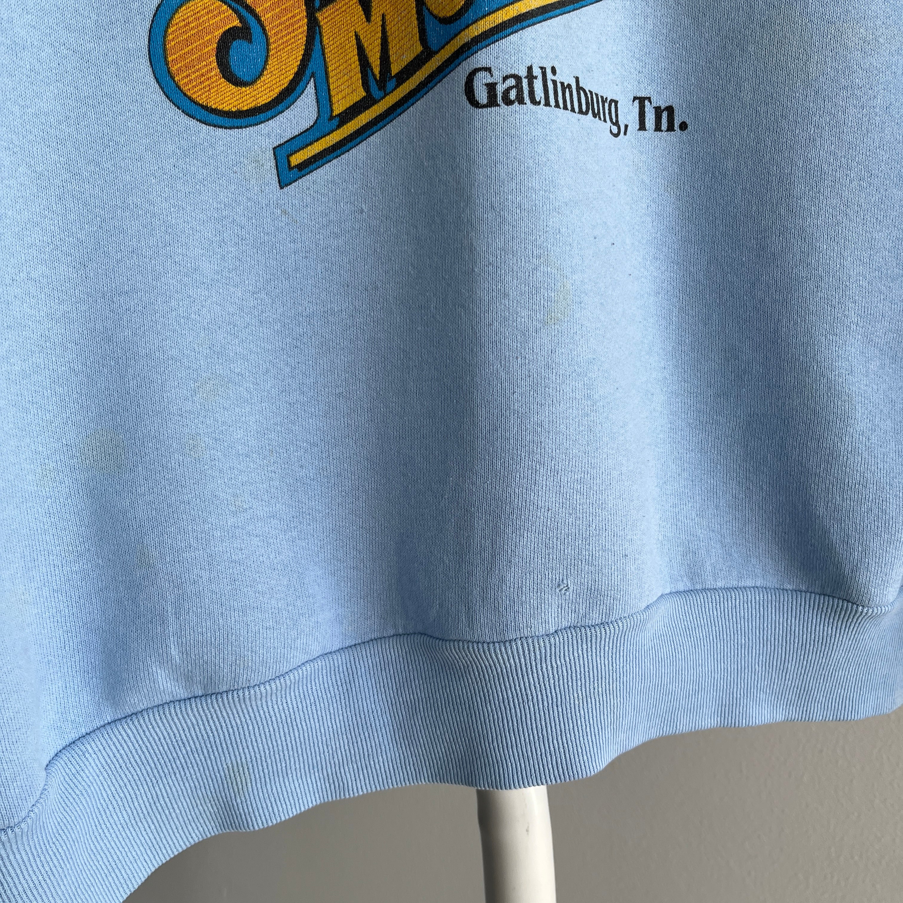 1980s The Great Smoky Mountains Gatlinburg, Tn Sweatshirt by FOTL