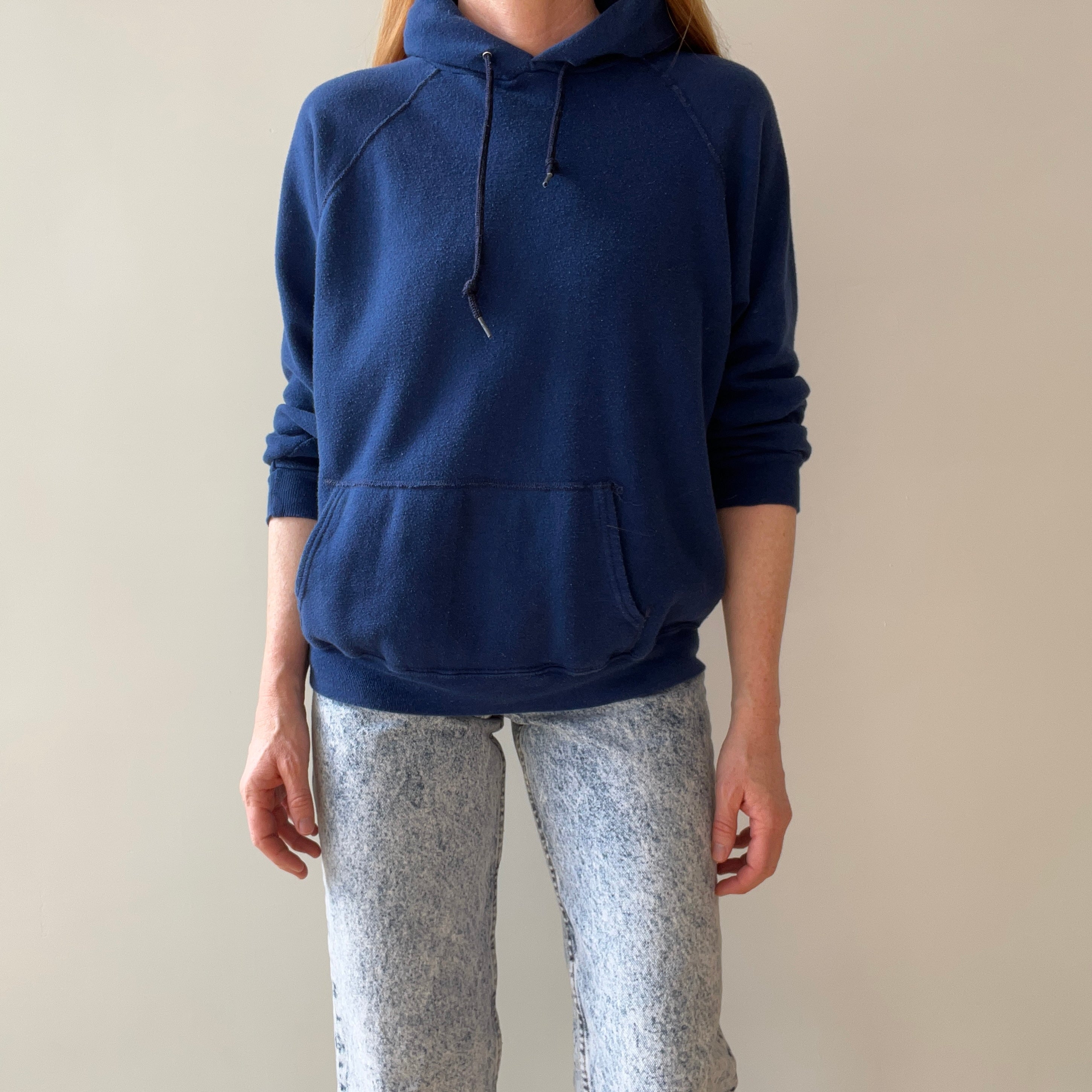 1980s SOft and luxurious Navy Hoodie - !!!!