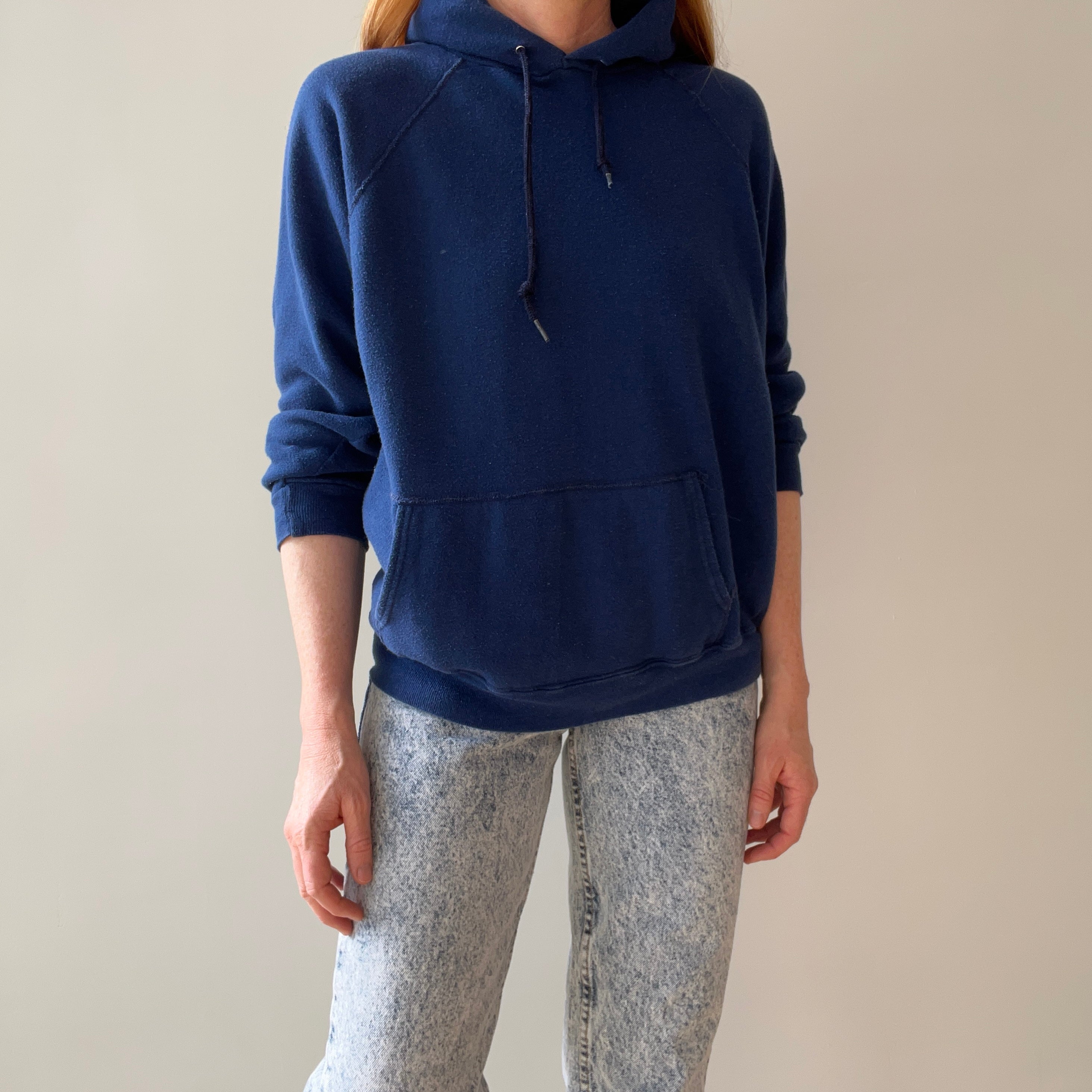 1980s SOft and luxurious Navy Hoodie - !!!!