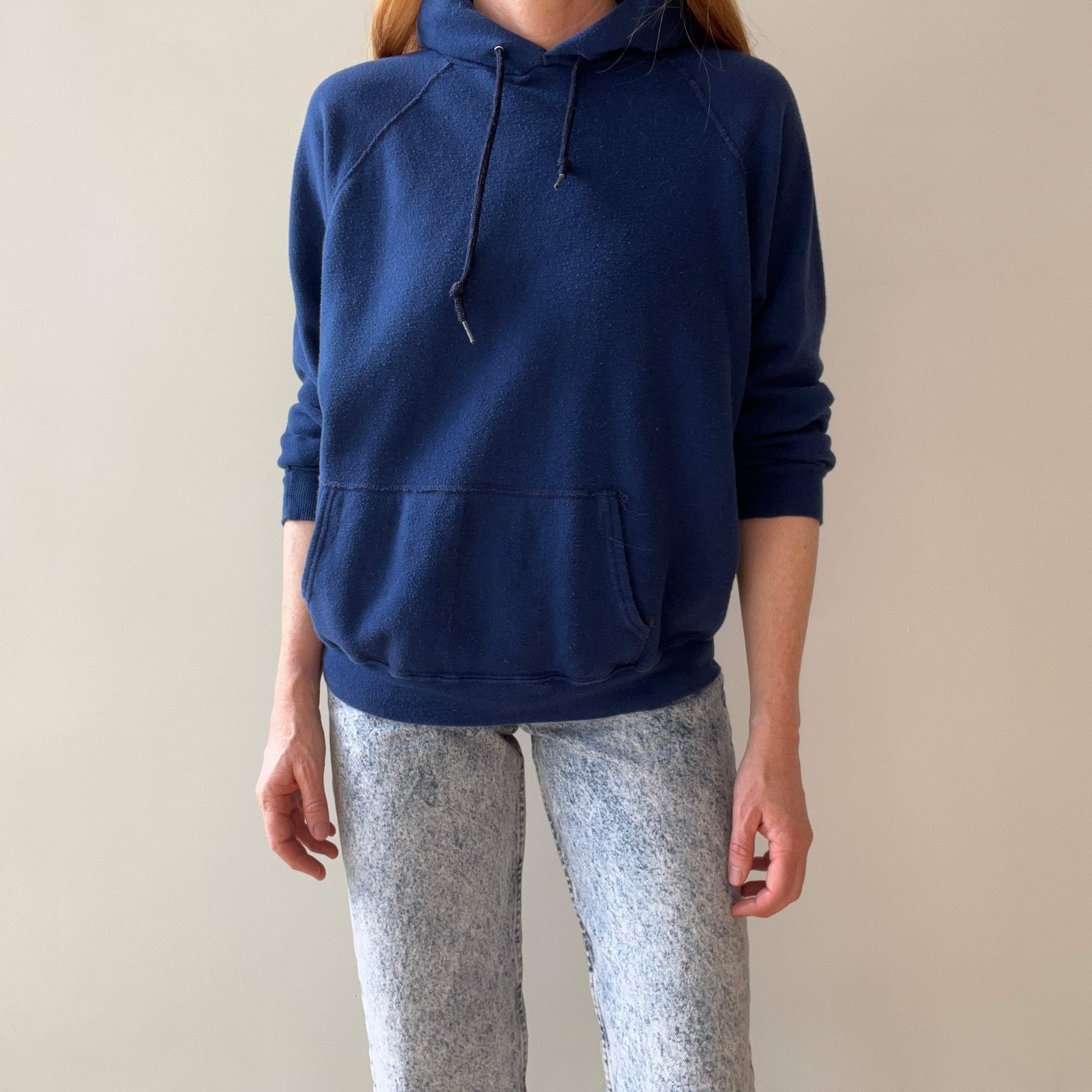 1980s SOft and luxurious Navy Hoodie - !!!!