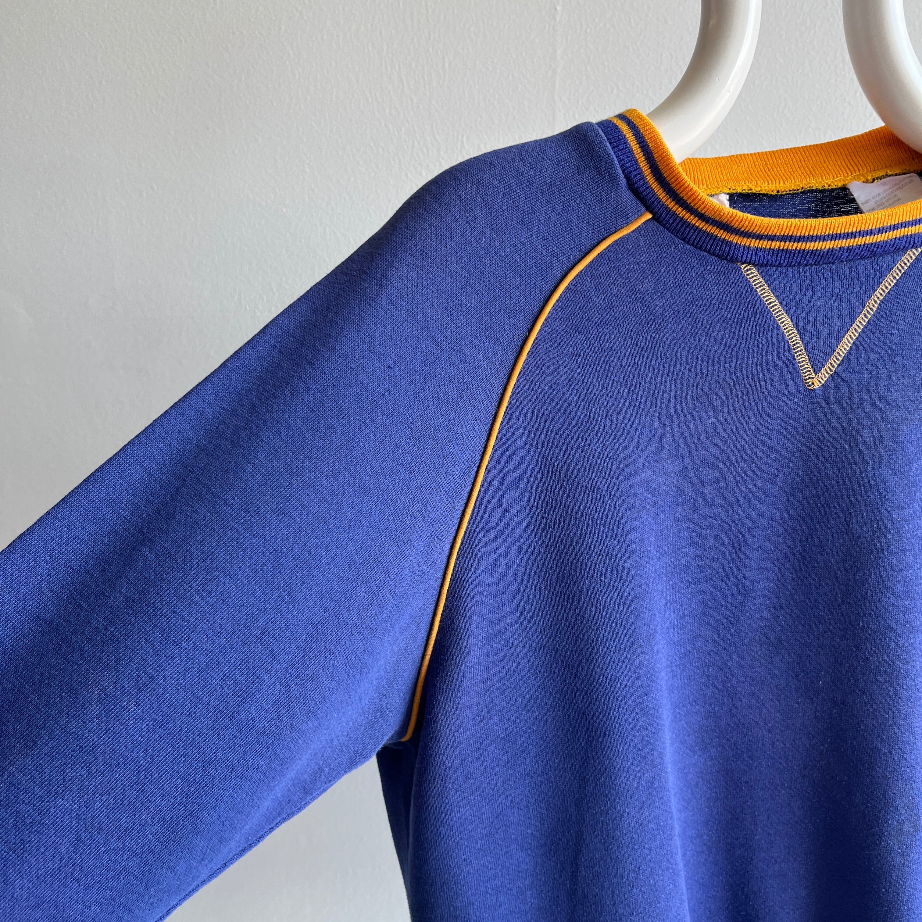 1970/80s Two Tone Blue and Yellow Single V Sweatshirt - WOWOWOW