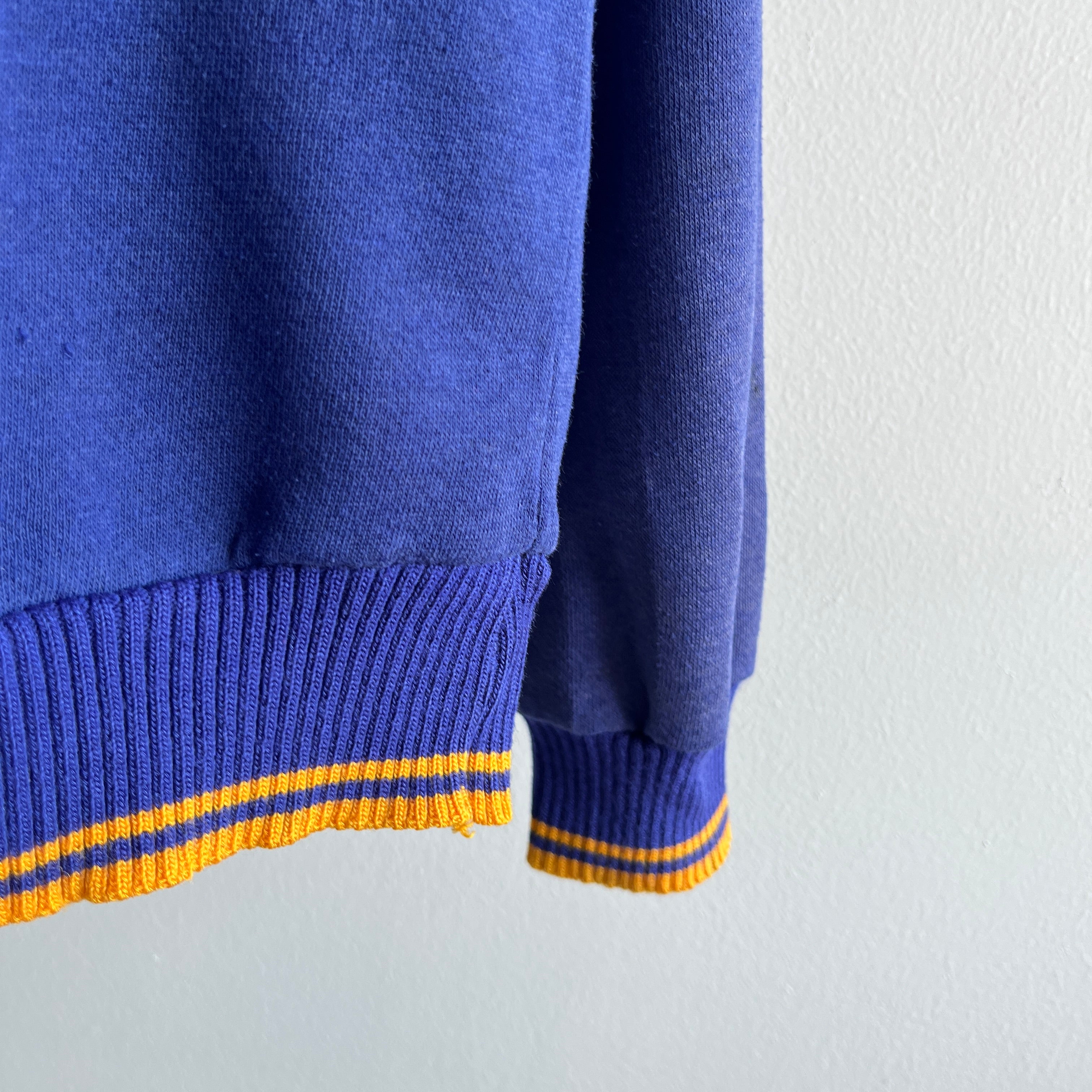 1970/80s Two Tone Blue and Yellow Single V Sweatshirt - WOWOWOW