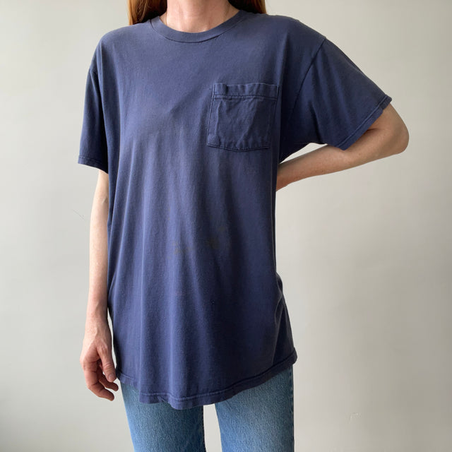 T-shirt teinté de peinture noire vierge des années 00