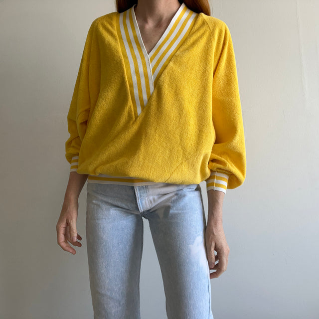 1980s Terry Cloth V-Neck Sweater/Sweatshirt with Pockets - WOWZA