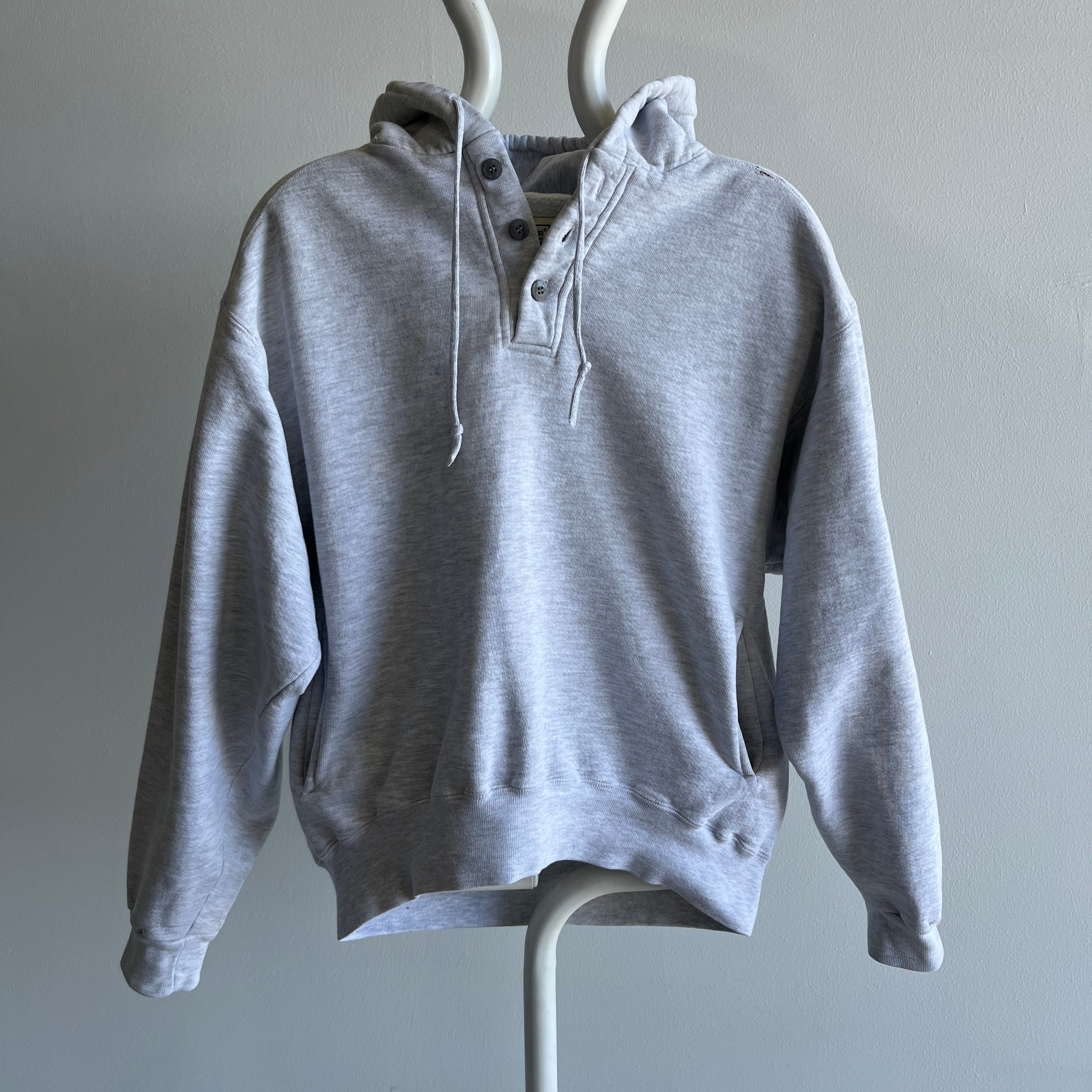 1990s L.L.Bean x Russell Brand Collab - The Perfect Heavyweight Henley Hoodie with Pockets!