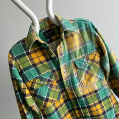 1970s Cool Sun Faded Shoulder Green and Yellow Cotton Flannel (Smaller Size)