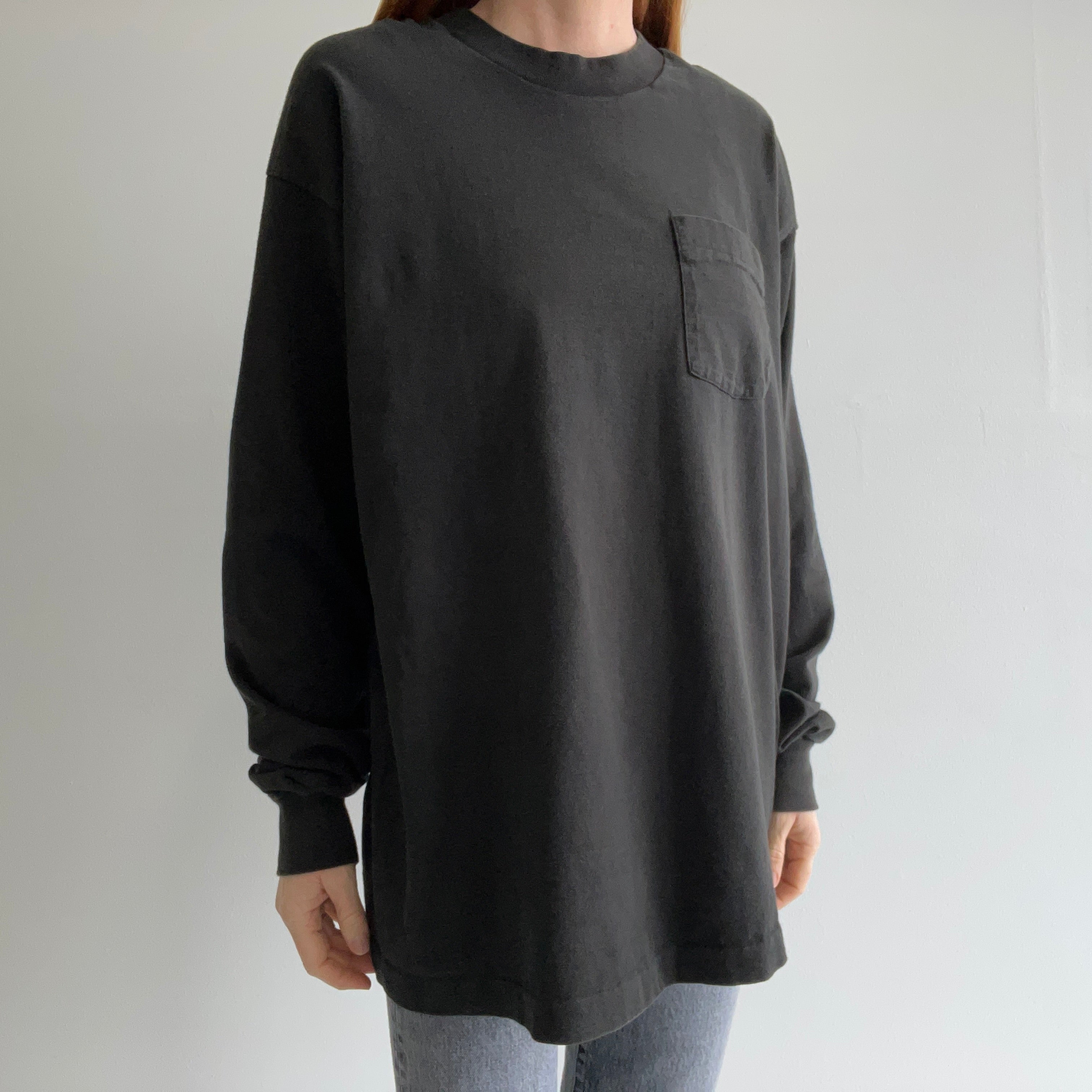 1990s Blank Black Long Sleeve Pocket T-Shirt