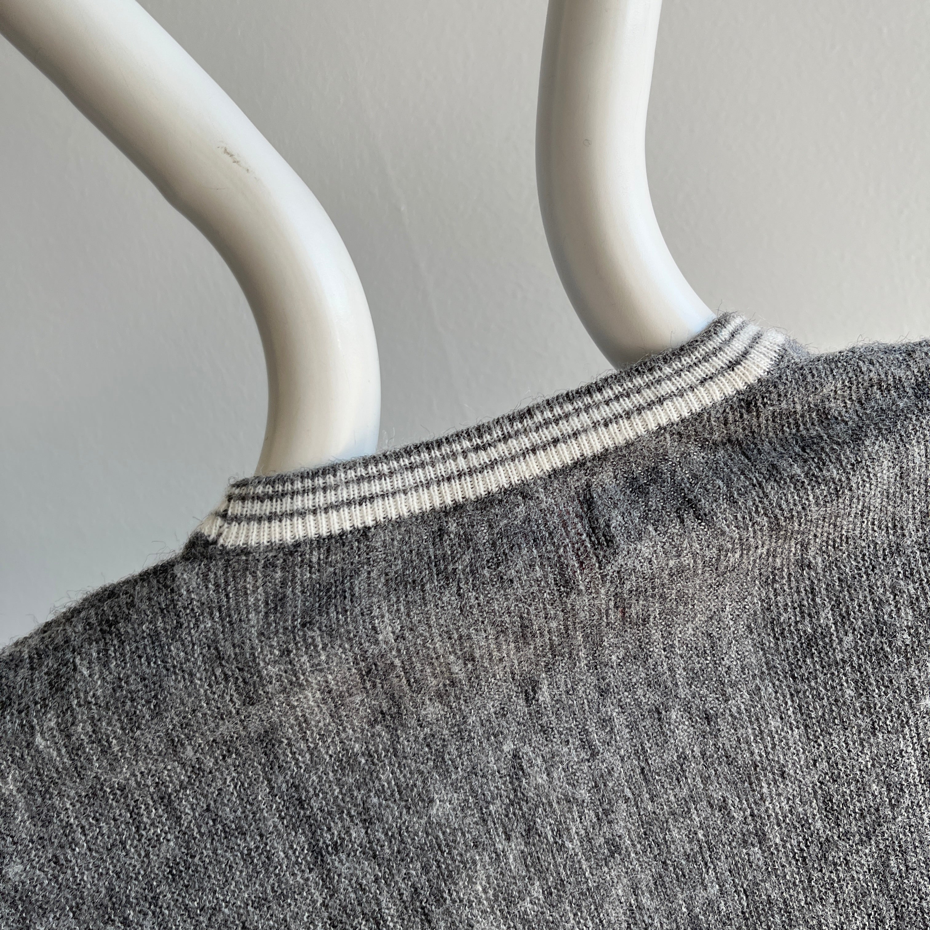 1970s Saks Fifth Ave Gray V-Neck Sweater