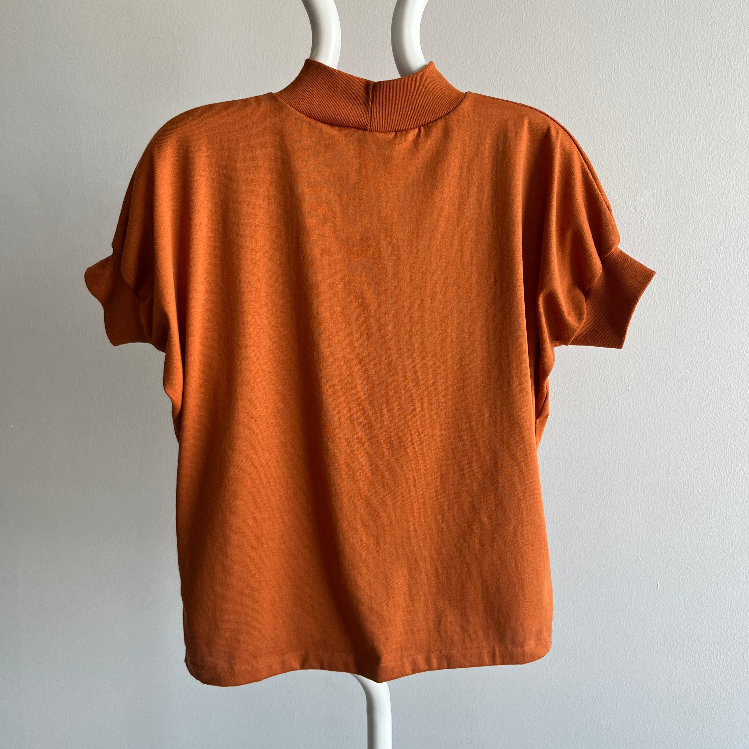 1980s Dolman Sleeve Rusty Mock Neck Short Sleeve T-Shirt