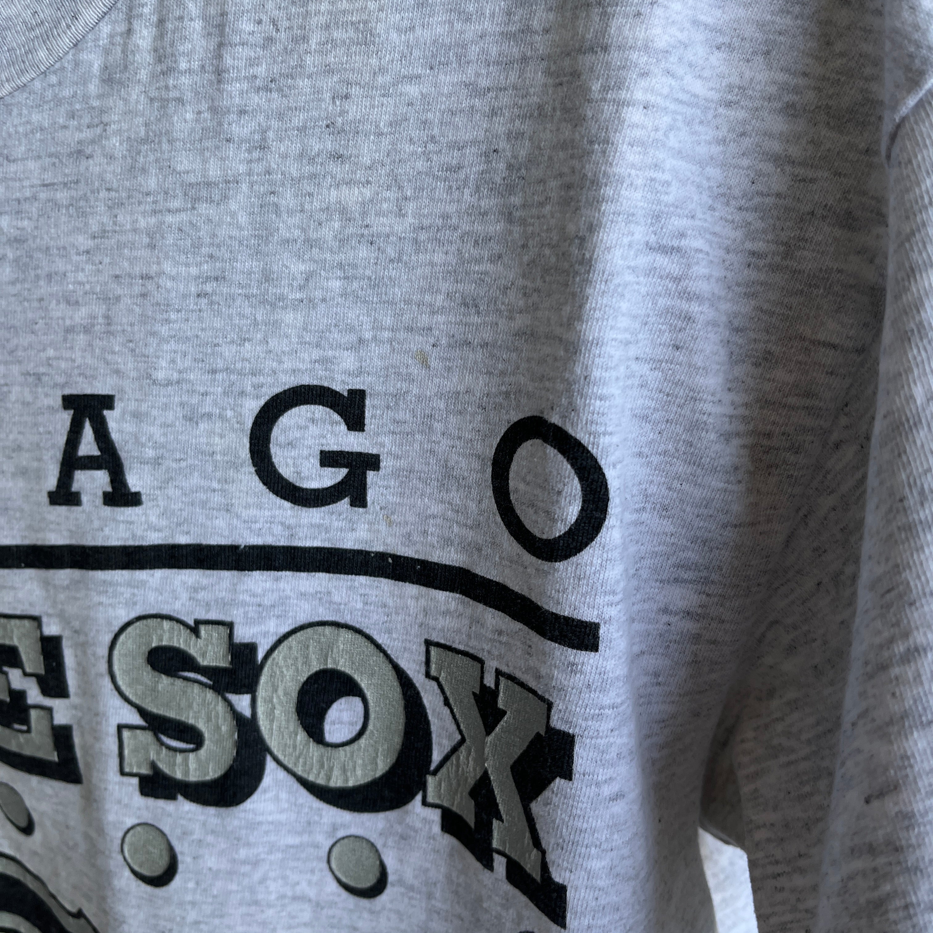 1992 Chicago White Soxs Paint Stained T-Shirt