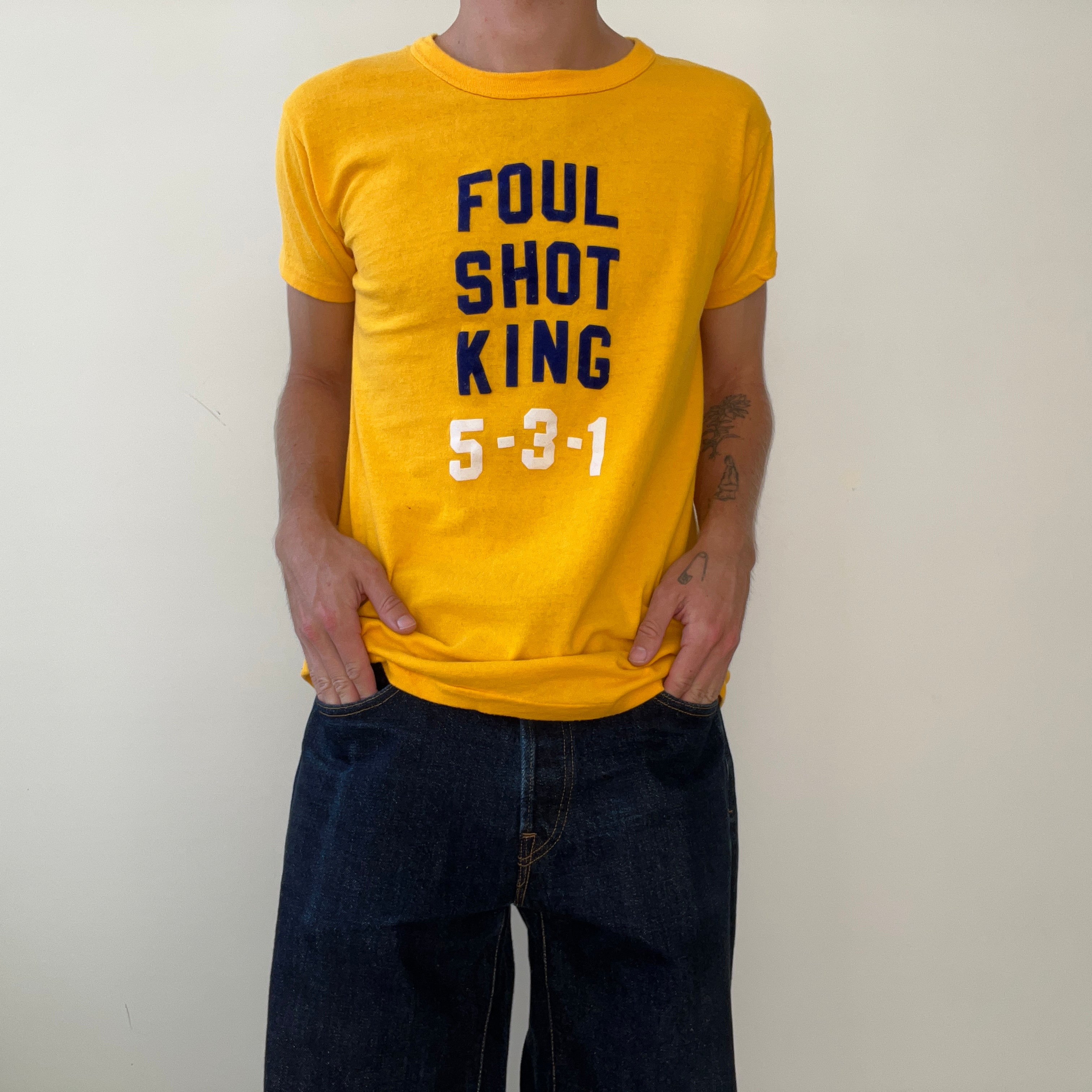 1970s/80s Yellow Foul Shot King Flock Print T Shirt