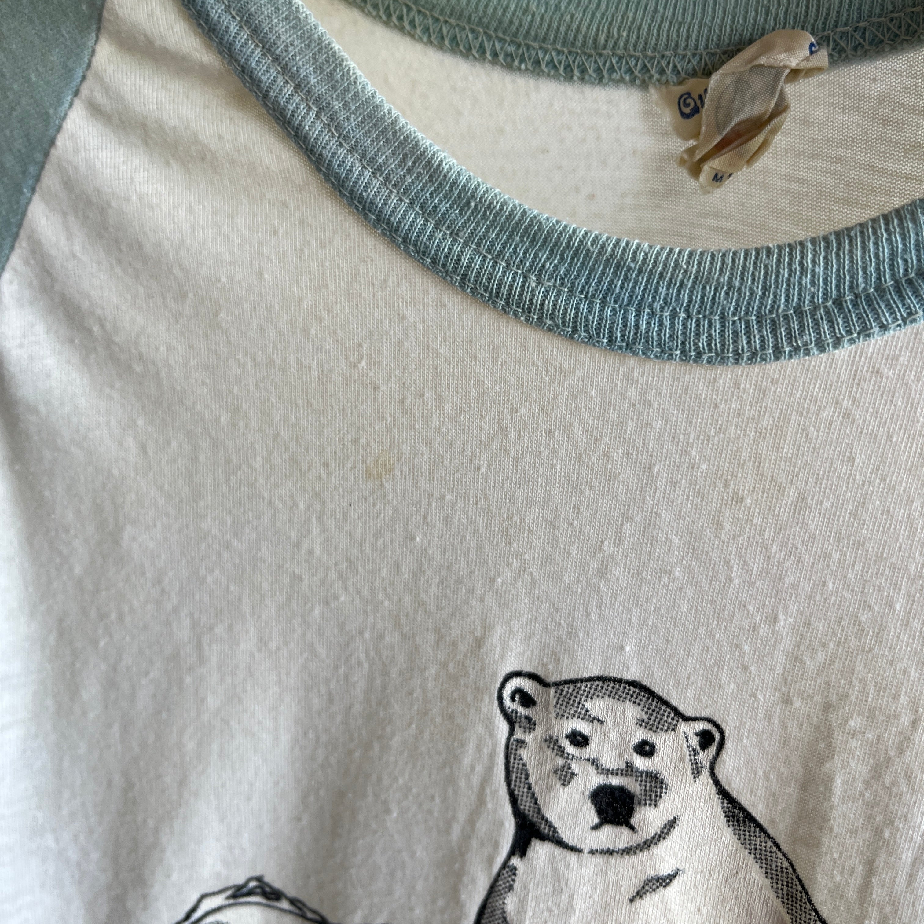 1970/80s Polar Bear Kakabeka Falls, Ontario Canada Aged Baseball T-Shirt