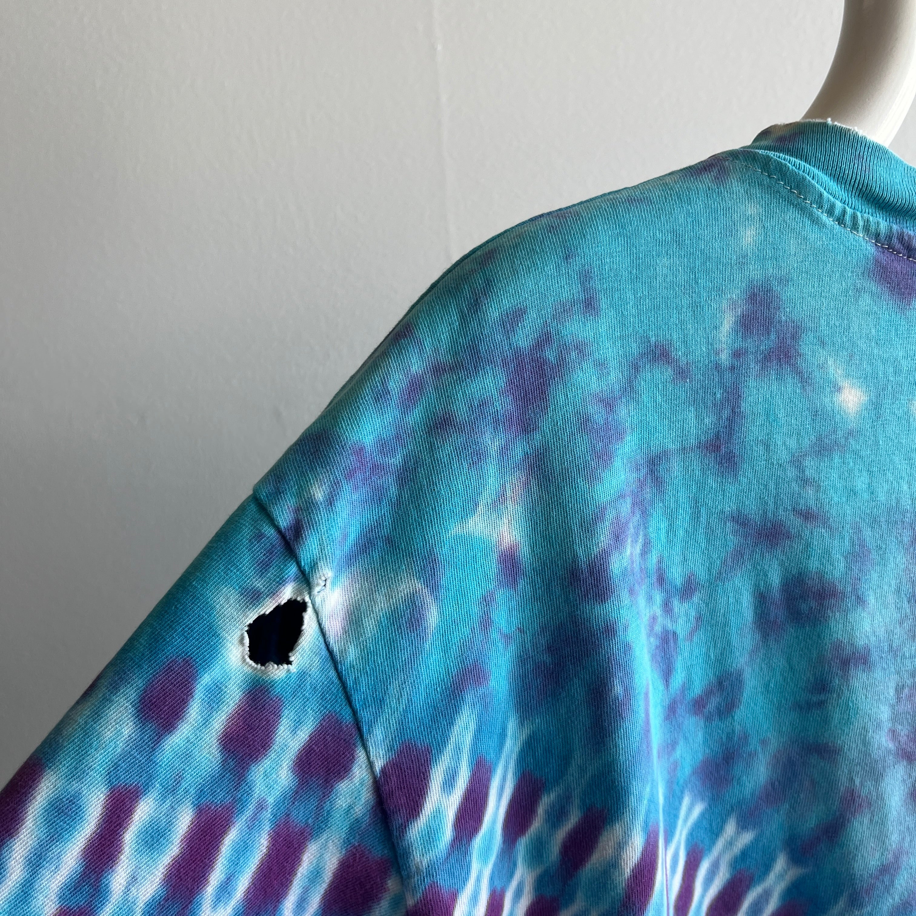 1980s Rad Worn Tie Dye T-Shirt - Cool Wear Holes