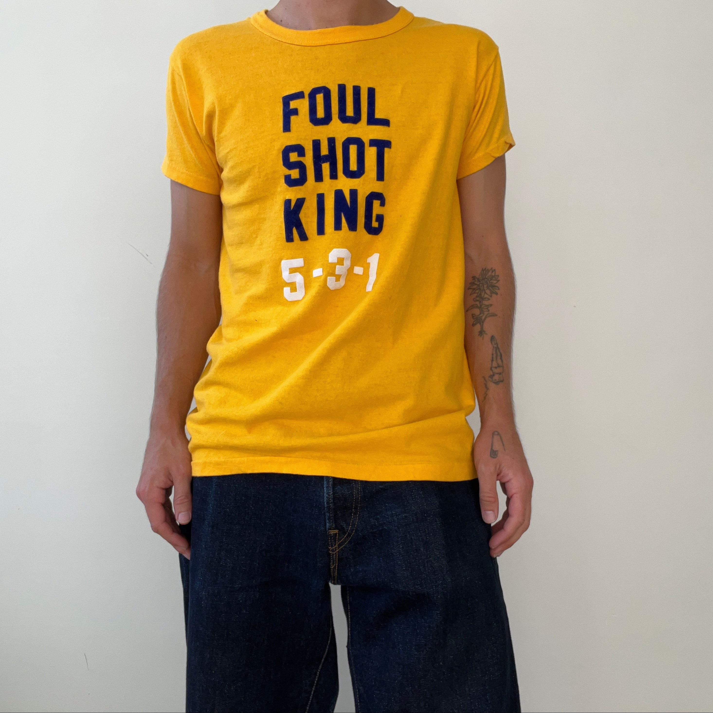 1970s/80s Yellow Foul Shot King Flock Print T Shirt