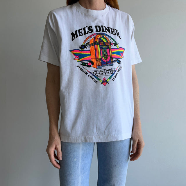 1980s Mel's Diner - Pigeon Forge, Tennessee - T-Shirt