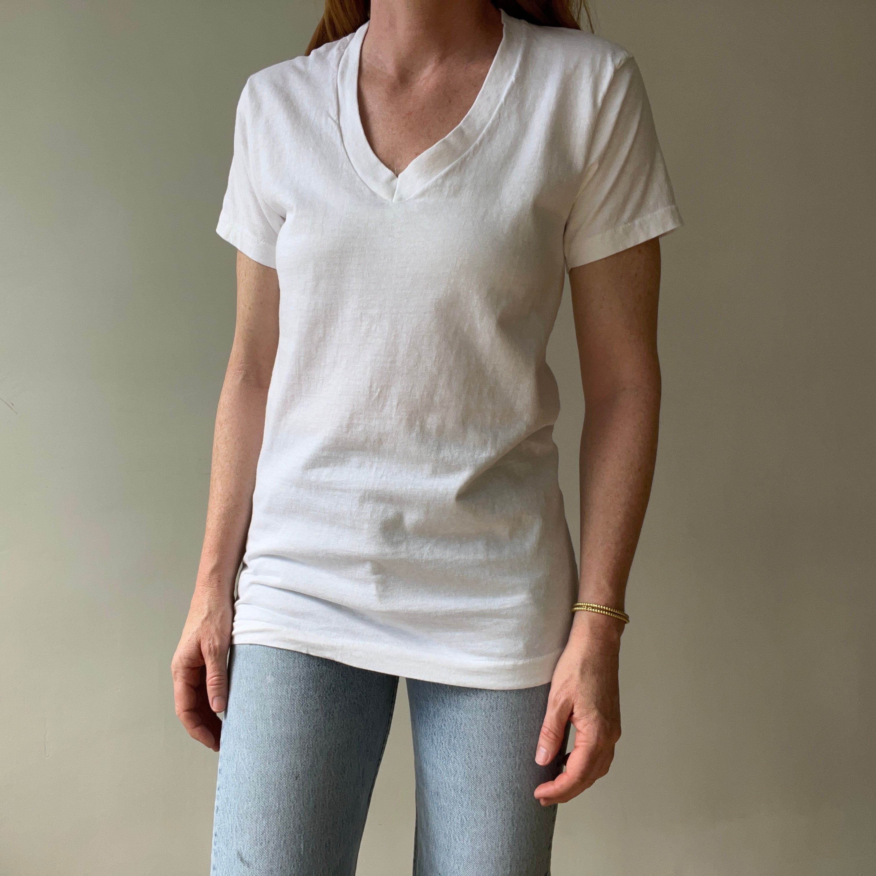 T-shirt teinté de peinture noire vierge des années 00