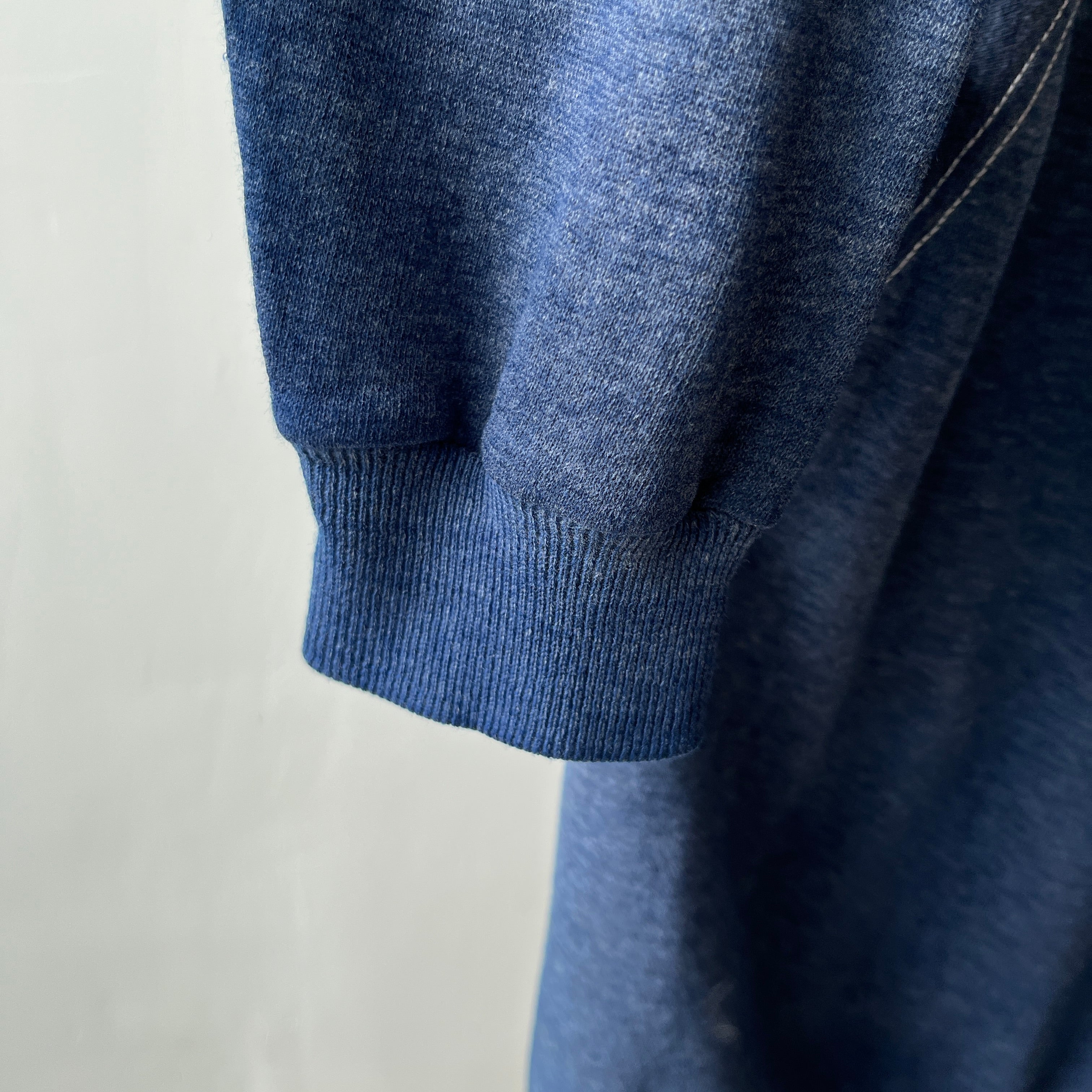 1970s Contrast Stitch Heather Blue Destroyed Raglan Sweatshirt