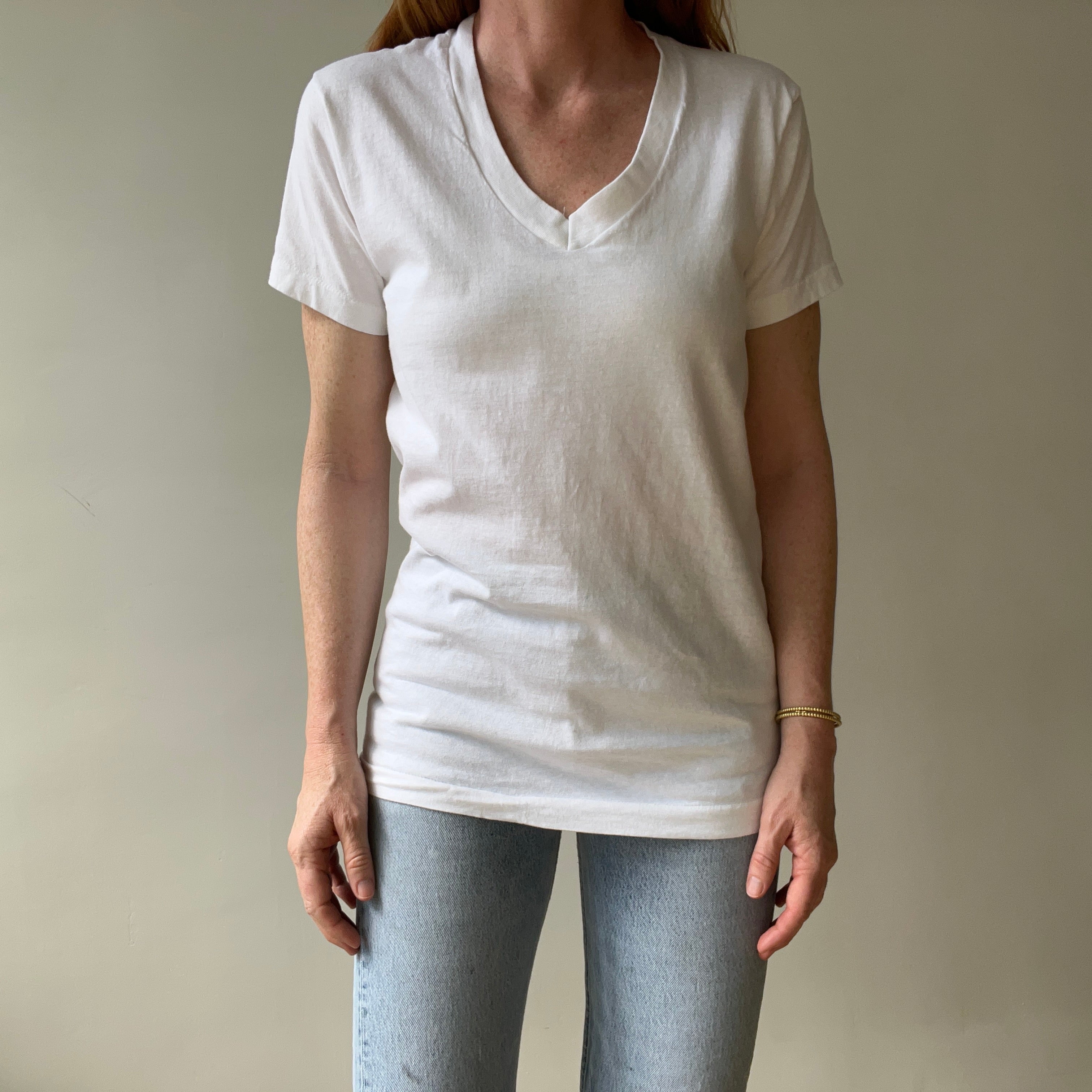 T-shirt teinté de peinture noire vierge des années 00