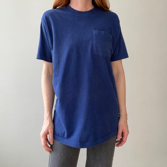 T-shirt teinté de peinture noire vierge des années 00