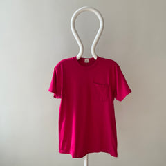 1980s Hot Pink Pocket T-Shirt with Part of The Seam out - FOTL