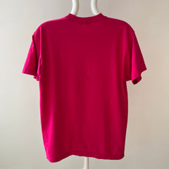 1980s Hot Pink Pocket T-Shirt with Part of The Seam out - FOTL