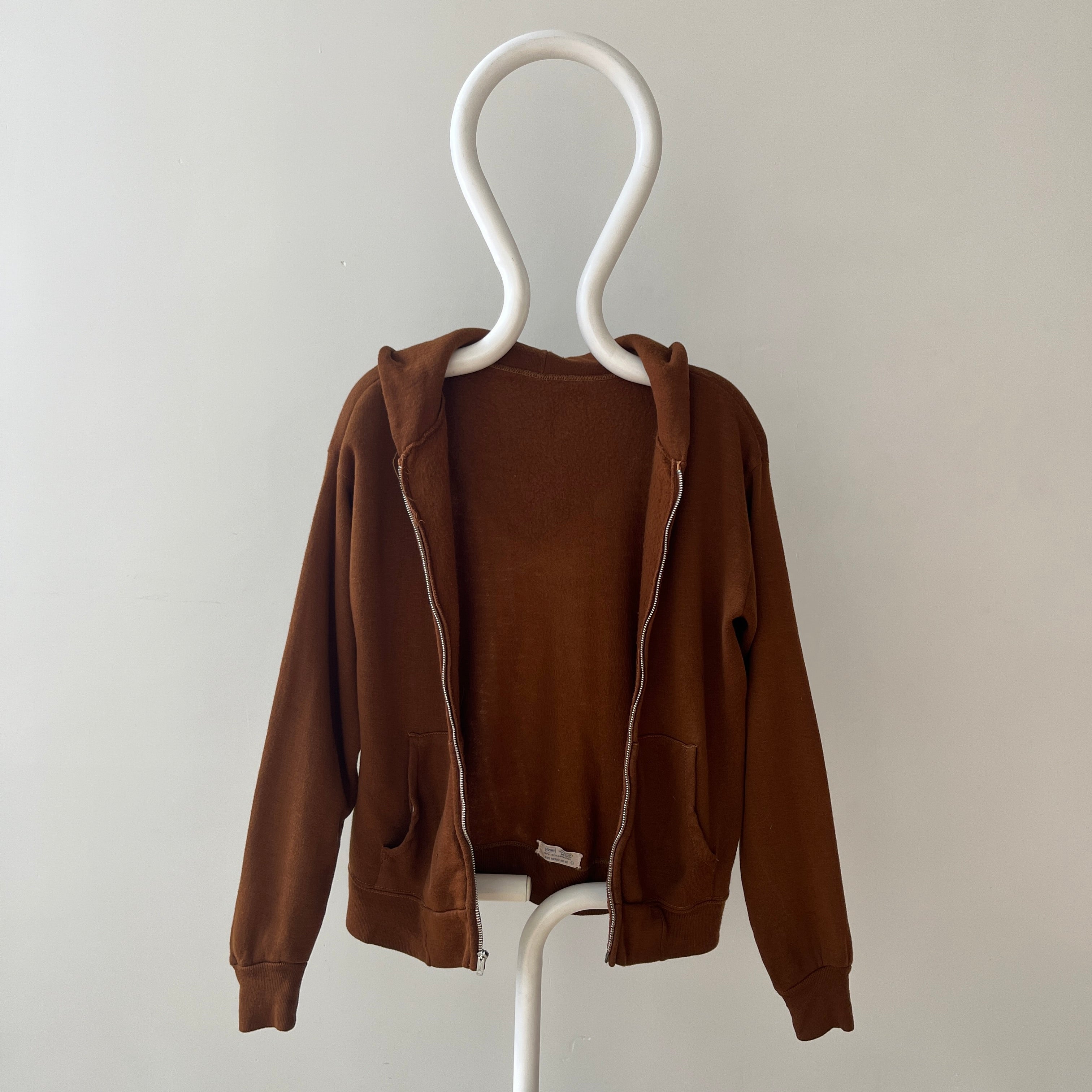 00s Heavy Weight Blank Black Sweatshirt par FOTL - Structuré