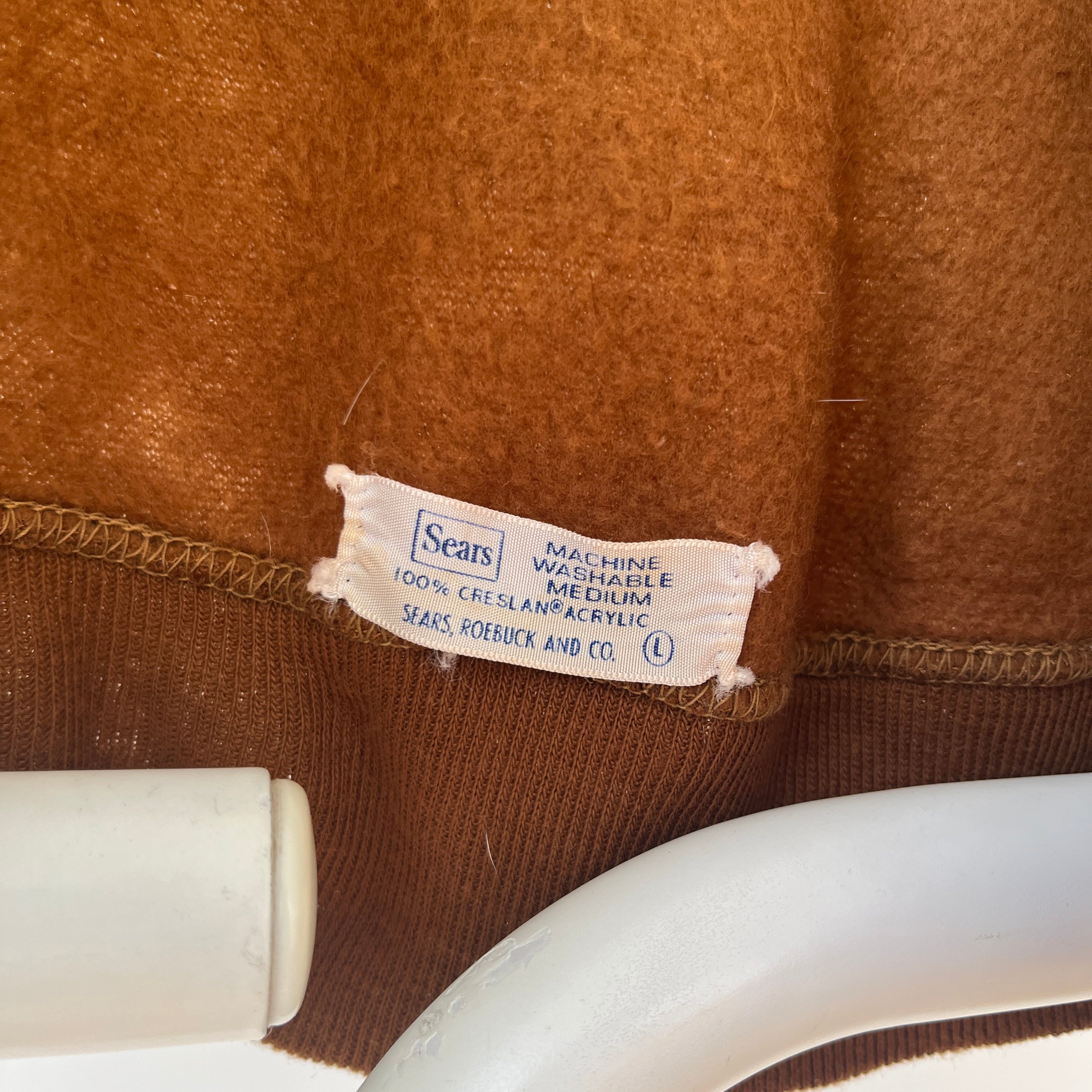 00s Heavy Weight Blank Black Sweatshirt par FOTL - Structuré