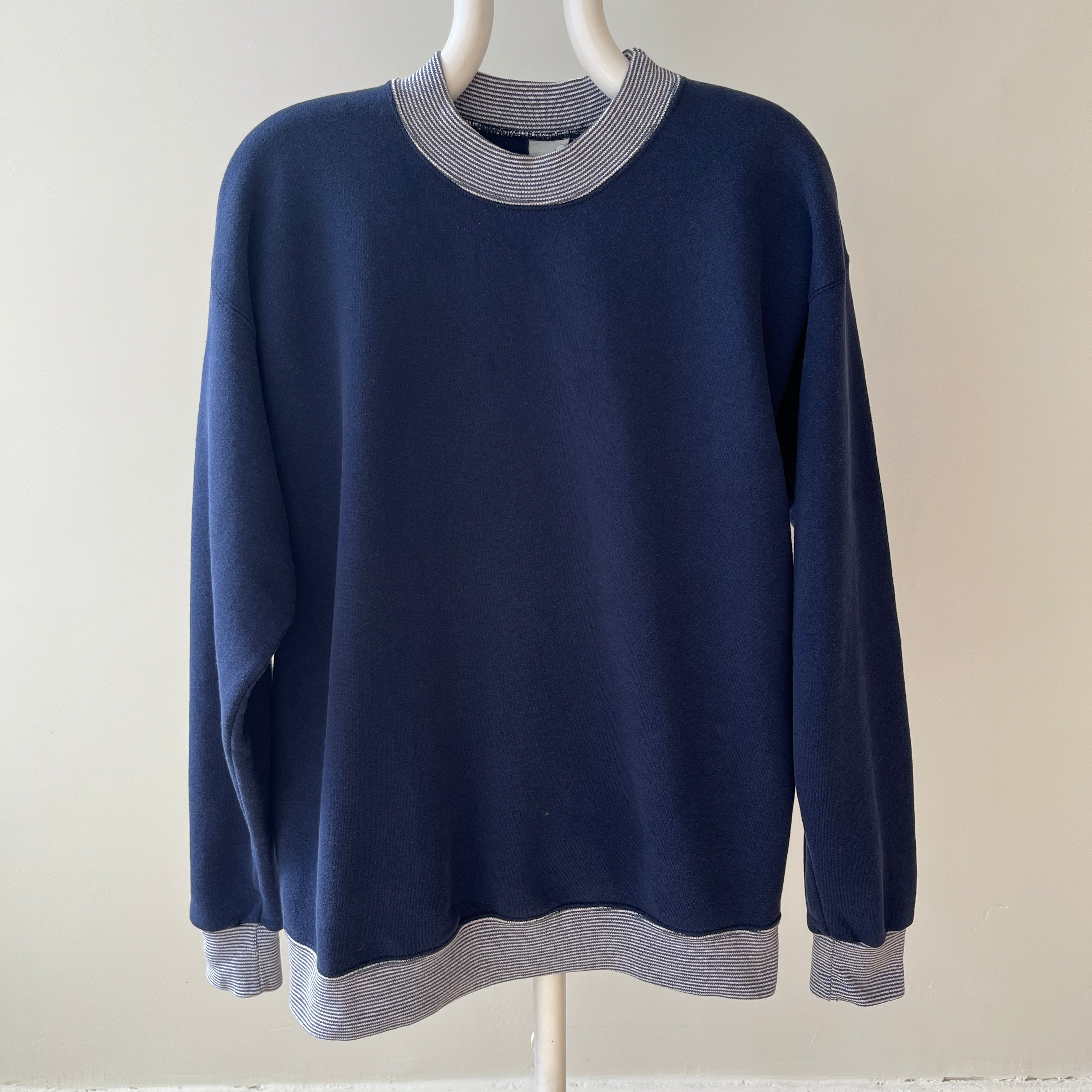 1980/90s Blank Navy Heavyweight Sweatshirt with Striped Collar and Cuffs - !!!