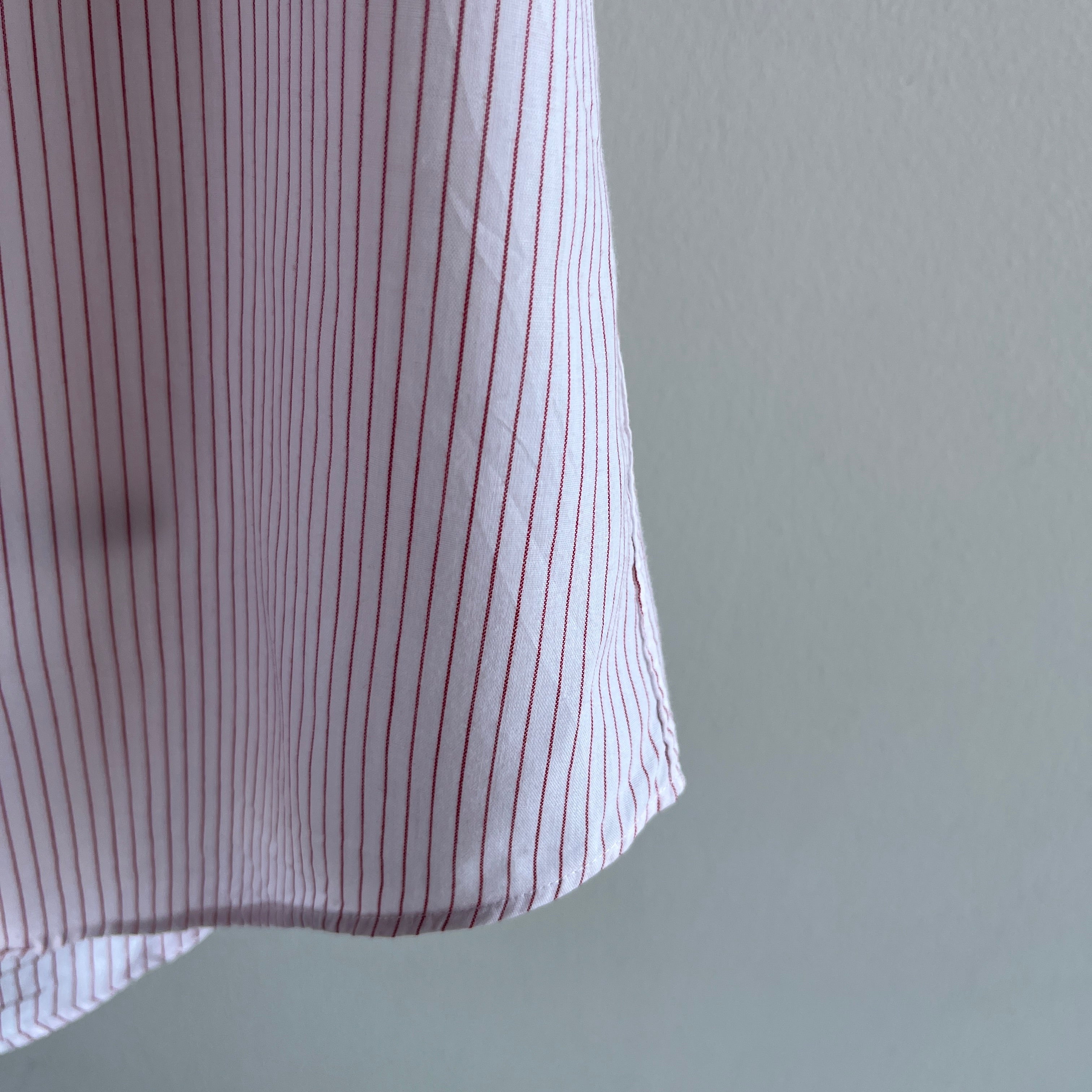 1990s Red and White Pinstriped Short Sleeve Dad Shirt