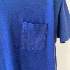 T-shirt teinté de peinture noire vierge des années 00