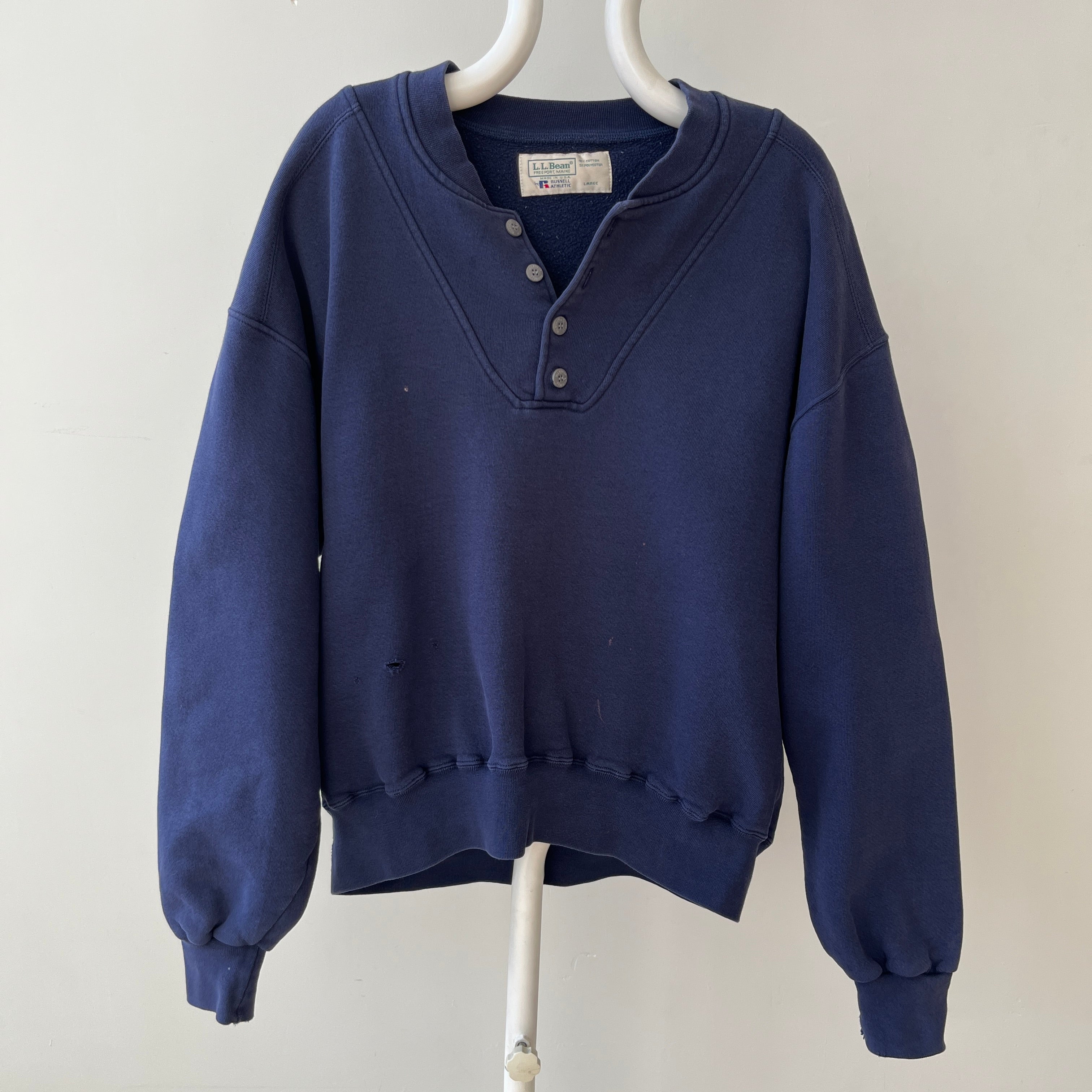 00s Heavy Weight Blank Black Sweatshirt par FOTL - Structuré