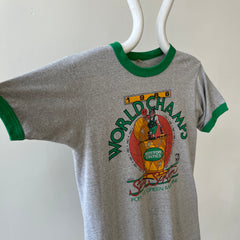 COLLECTIBLE 1986 World Champs Boston Celtics T-Shirt - Larry Bird, Kevin McHale, Robert Parish, Danny Ainge, Dennis Johnson Era