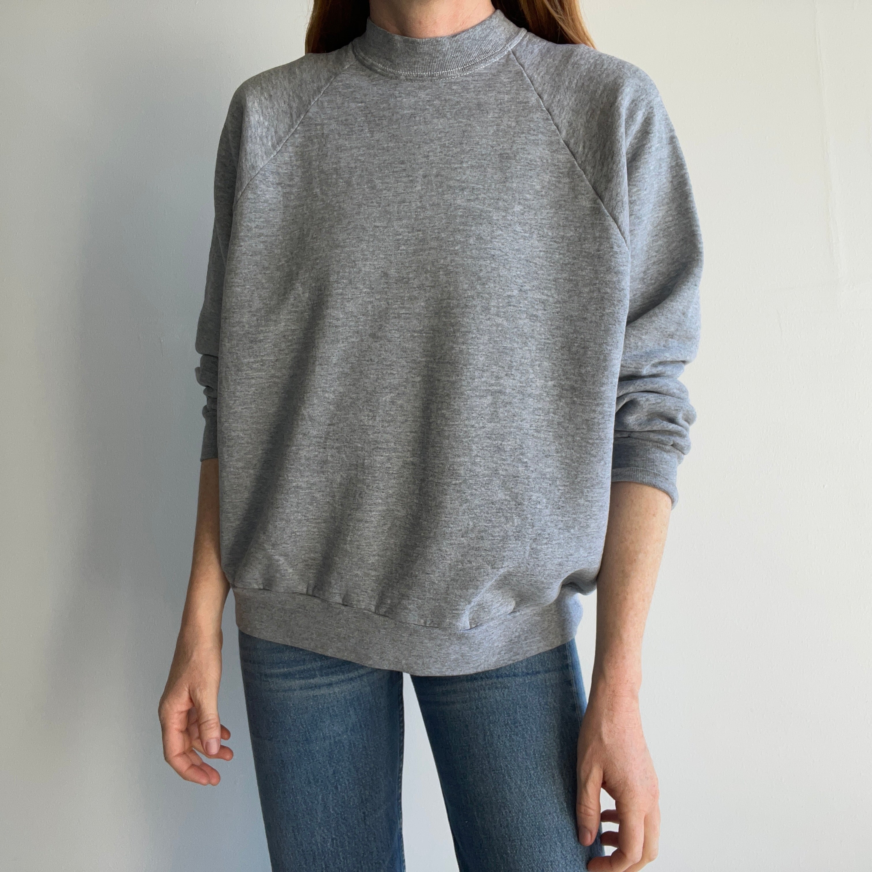 1980/90s Blank Gray Sweatshirt with Contrast White Stitching