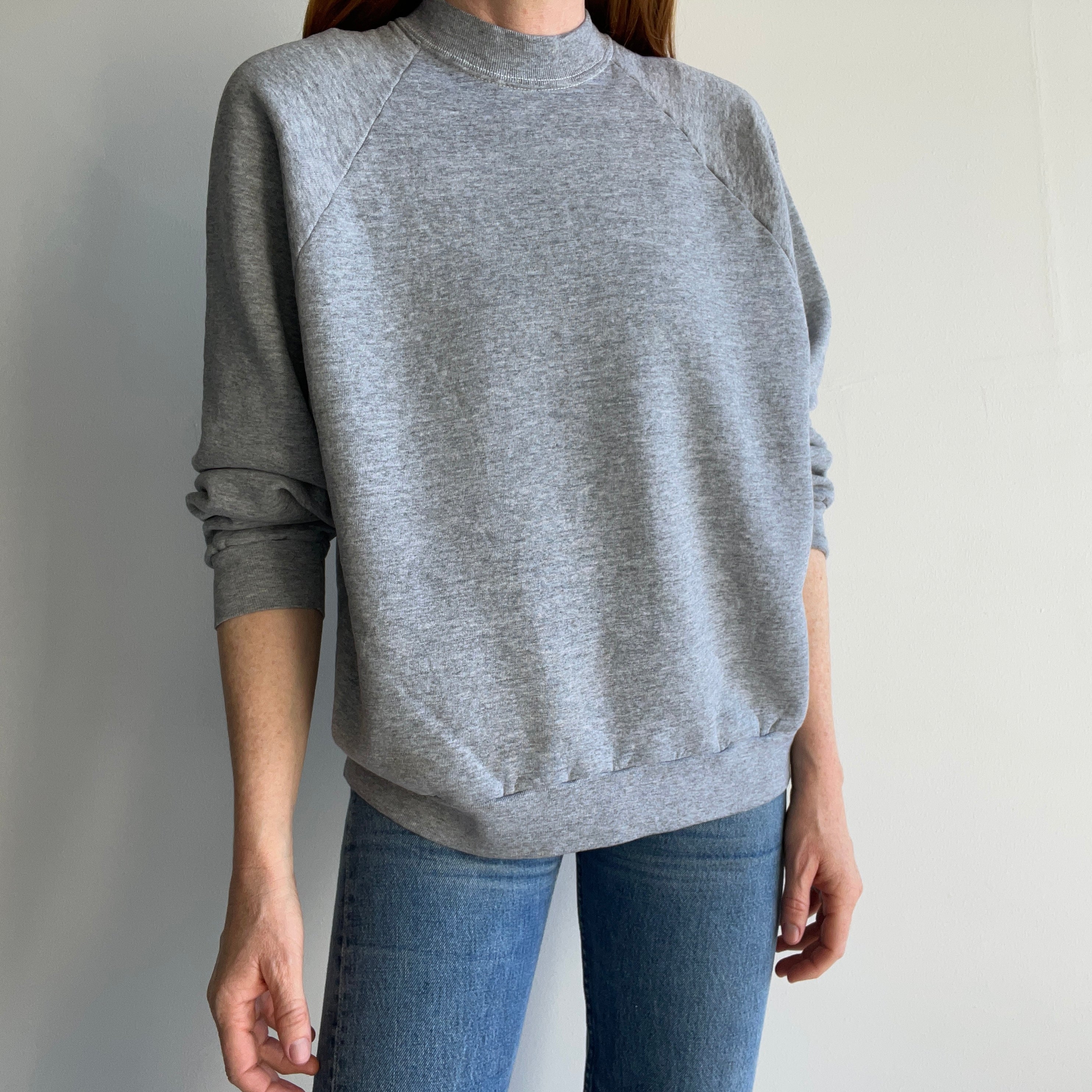 1980/90s Blank Gray Sweatshirt with Contrast White Stitching