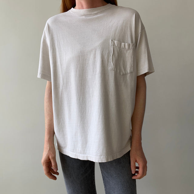 T-shirt teinté de peinture noire vierge des années 00