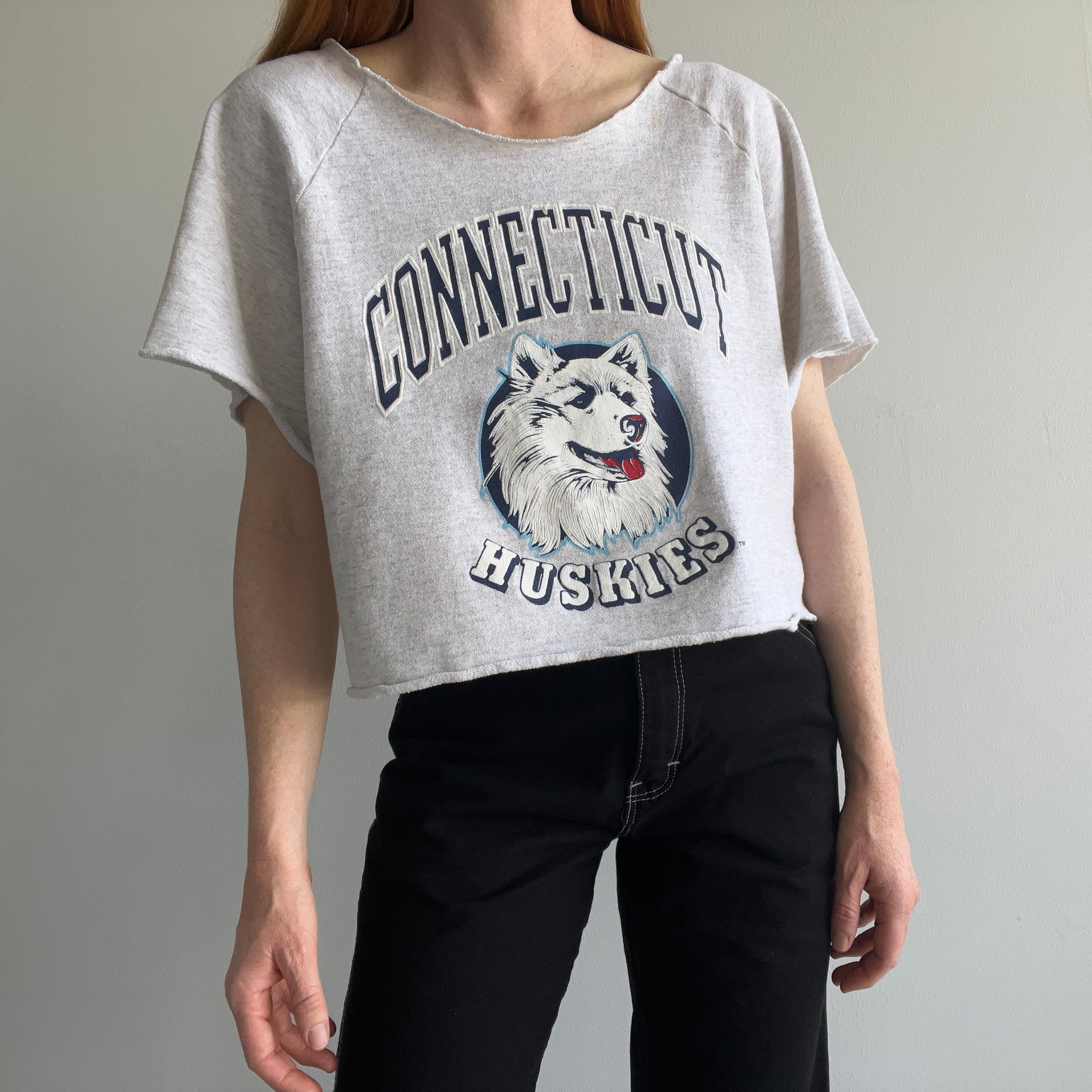 1980s Connecticut Huskies Muscle Warm Up