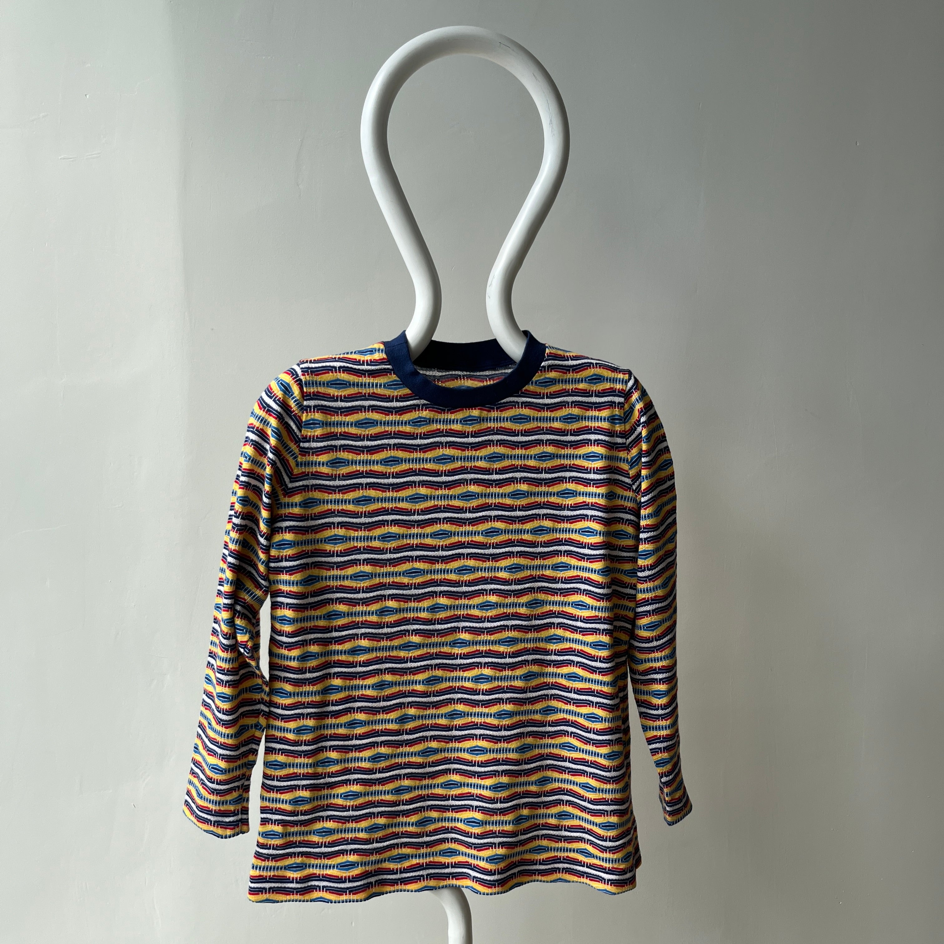 1970s Striped Long Sleeve Not Stretchy T-Shirt