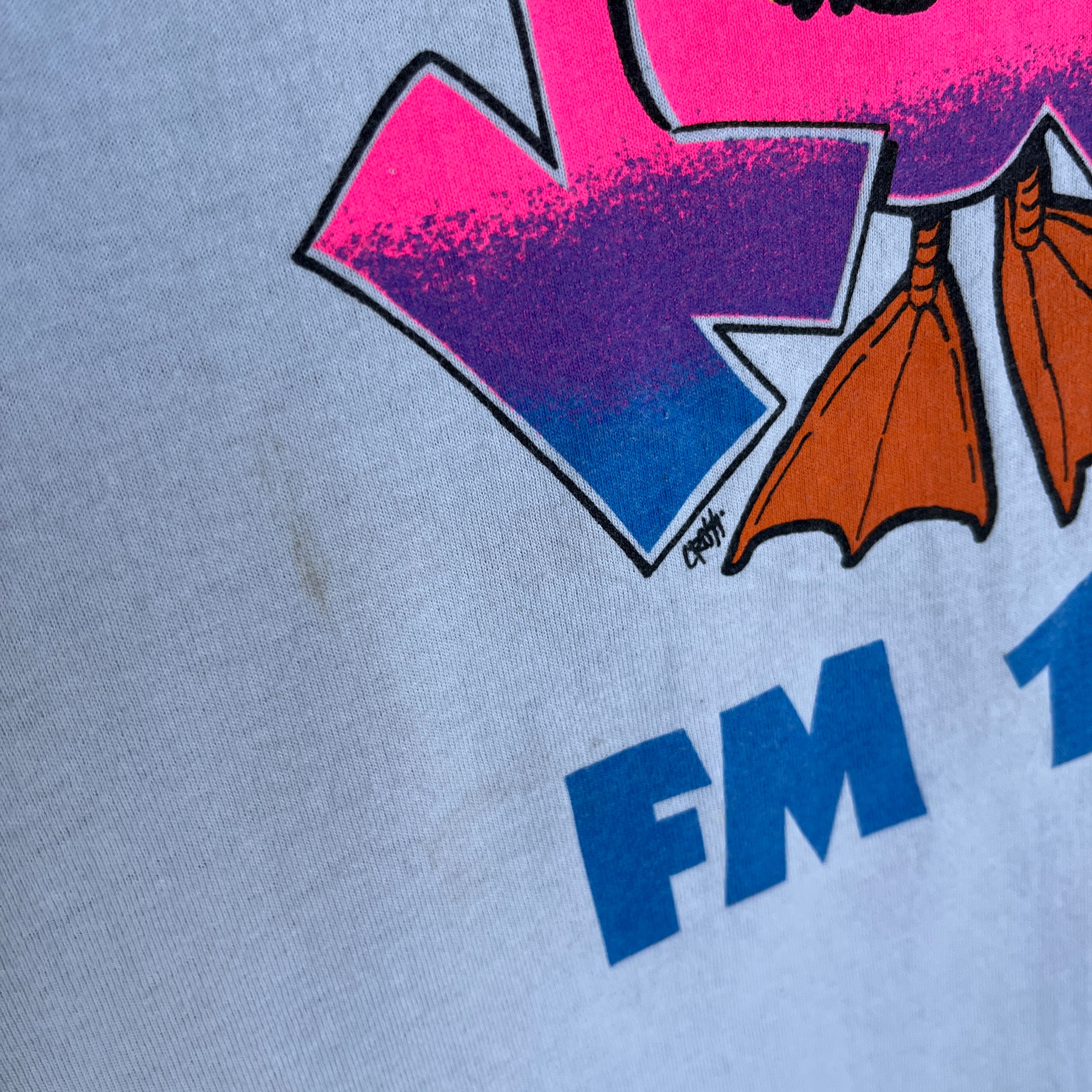 1980s FM 105.7 