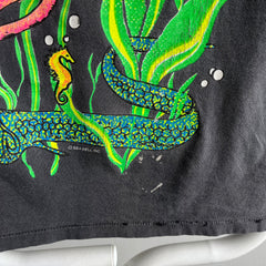 1980/90s Octopus Oasis Sports Cotton Wrap Around T-Shirt