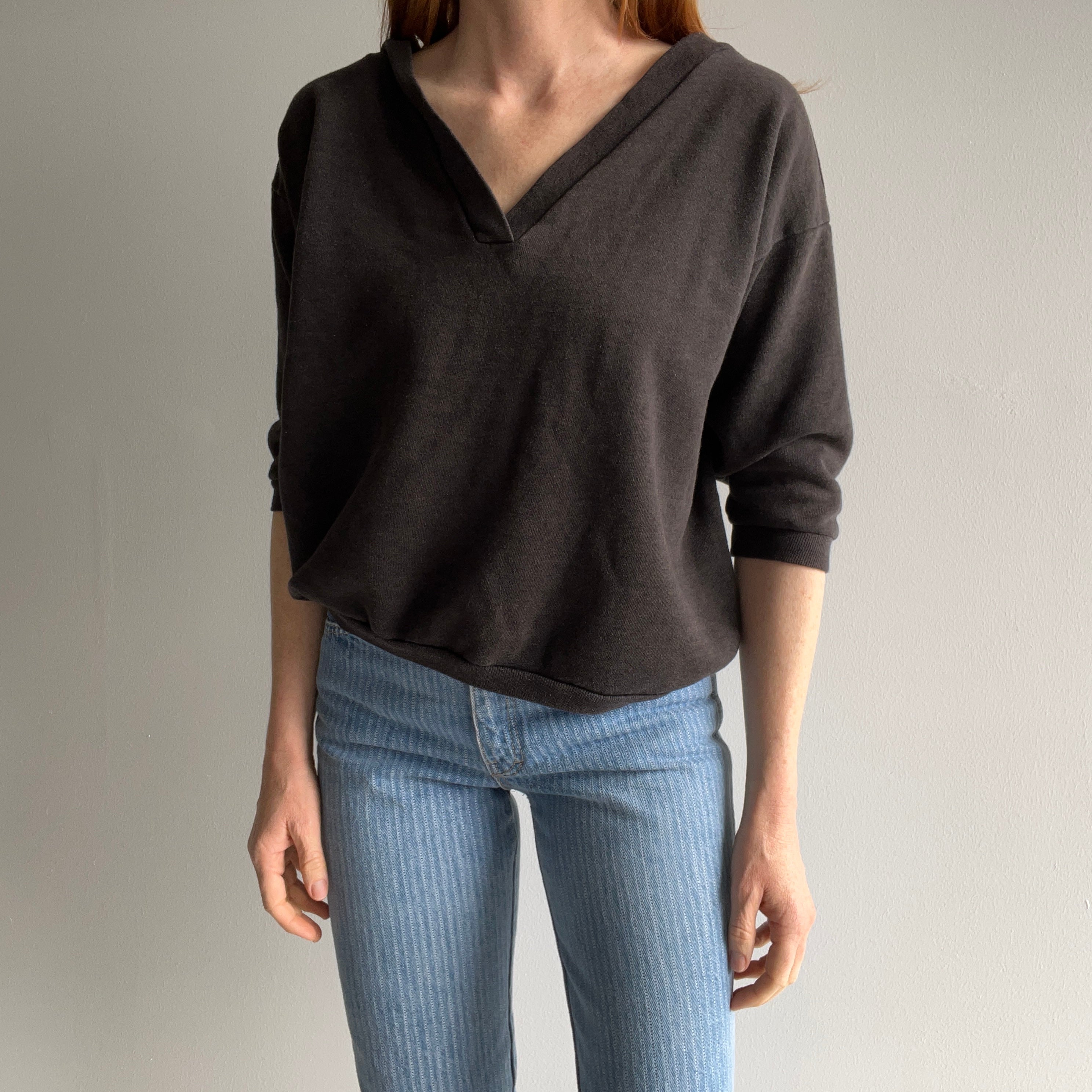 1970/80s Sweetest Deep V Faded Blank Black Shorter Sweatshirt