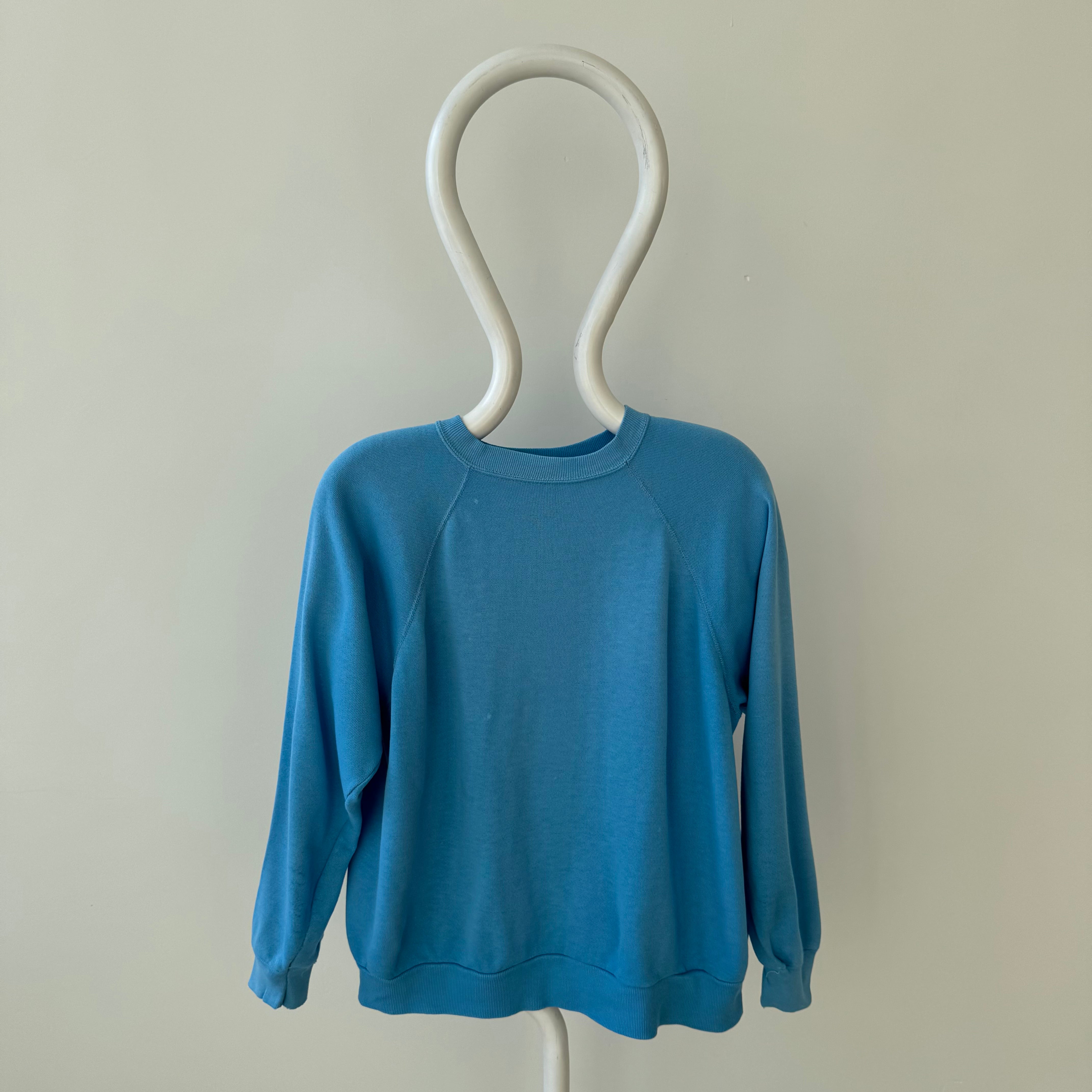 Brouillon de sweat-shirt vierge