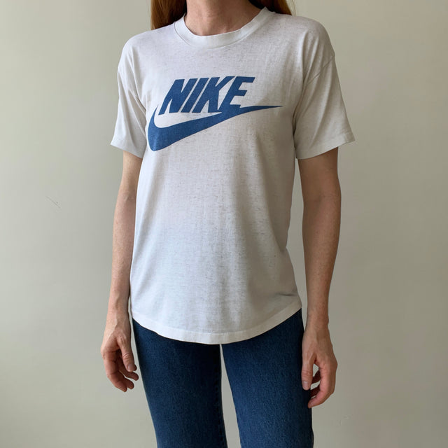 1987 Nike T-Shirt - Paper Thin!