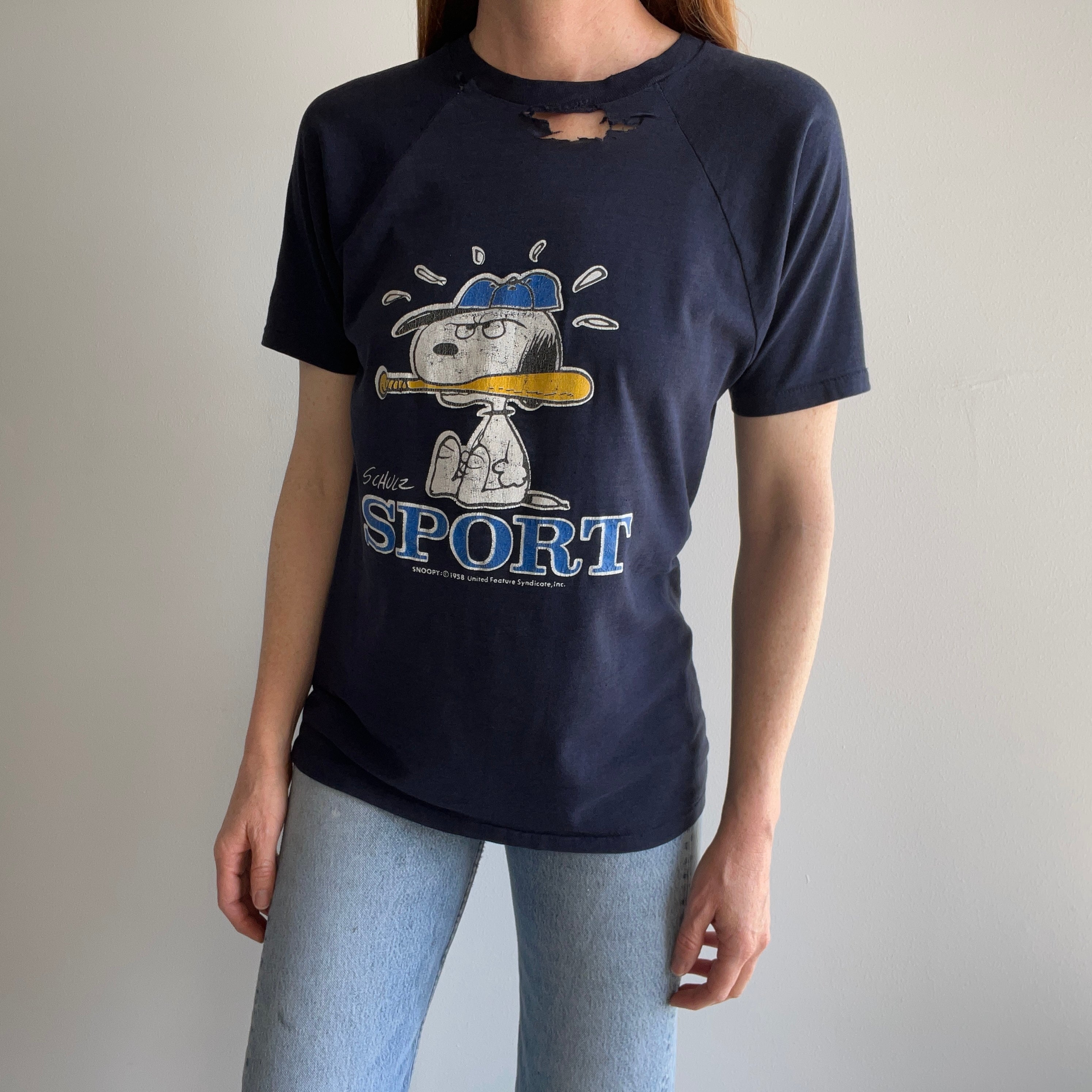 1970s Snoopy Sports Tattered and Torn Baseball Short-sleeve T-Shirt