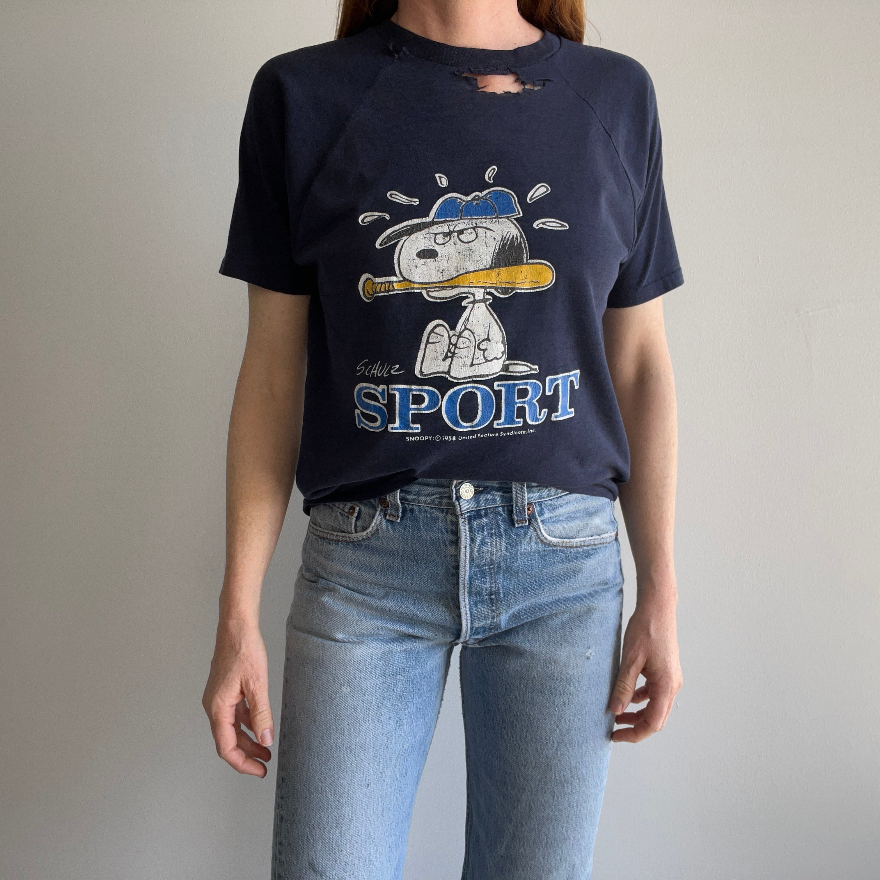 1970s Snoopy Sports Tattered and Torn Baseball Short-sleeve T-Shirt