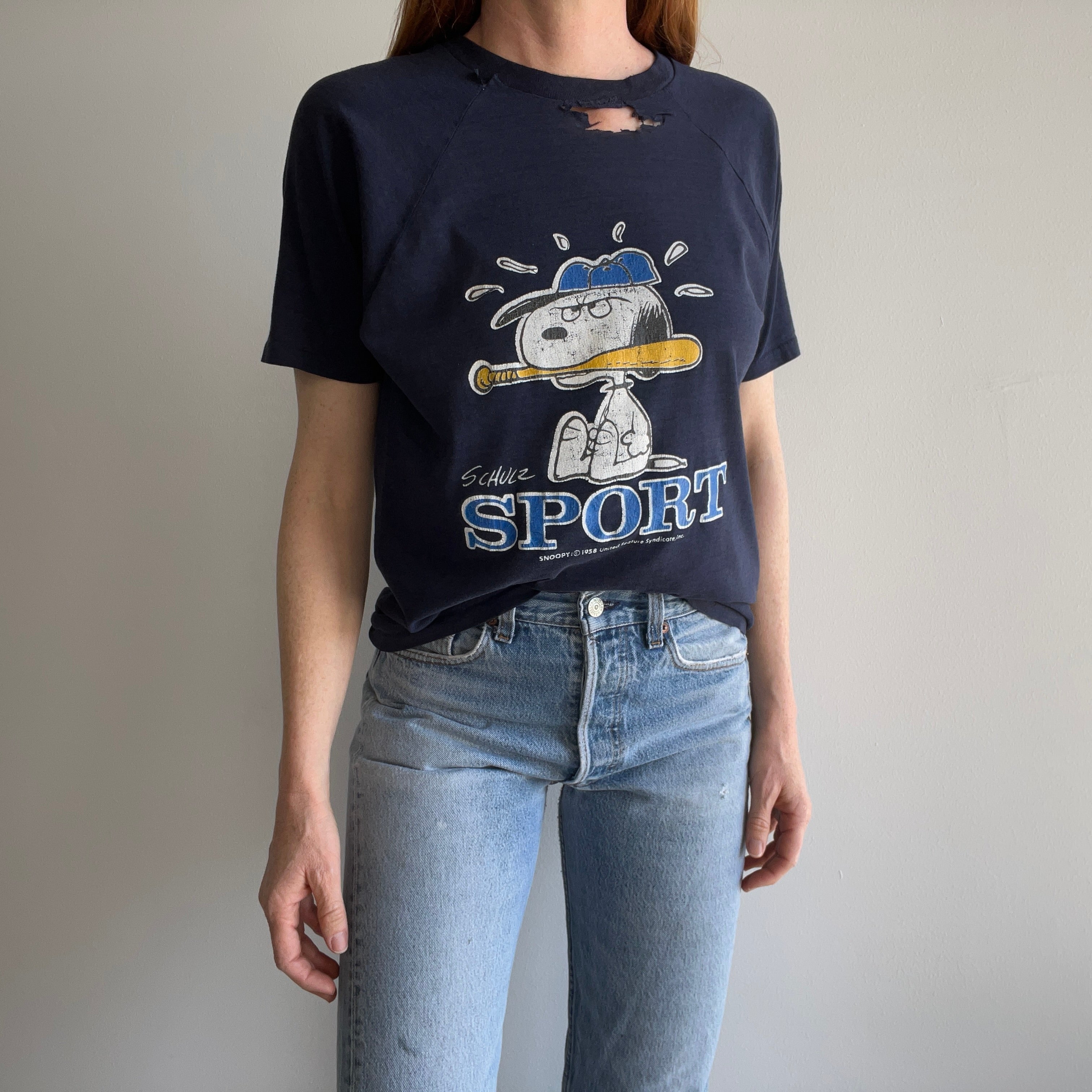 1970s Snoopy Sports Tattered and Torn Baseball Short-sleeve T-Shirt