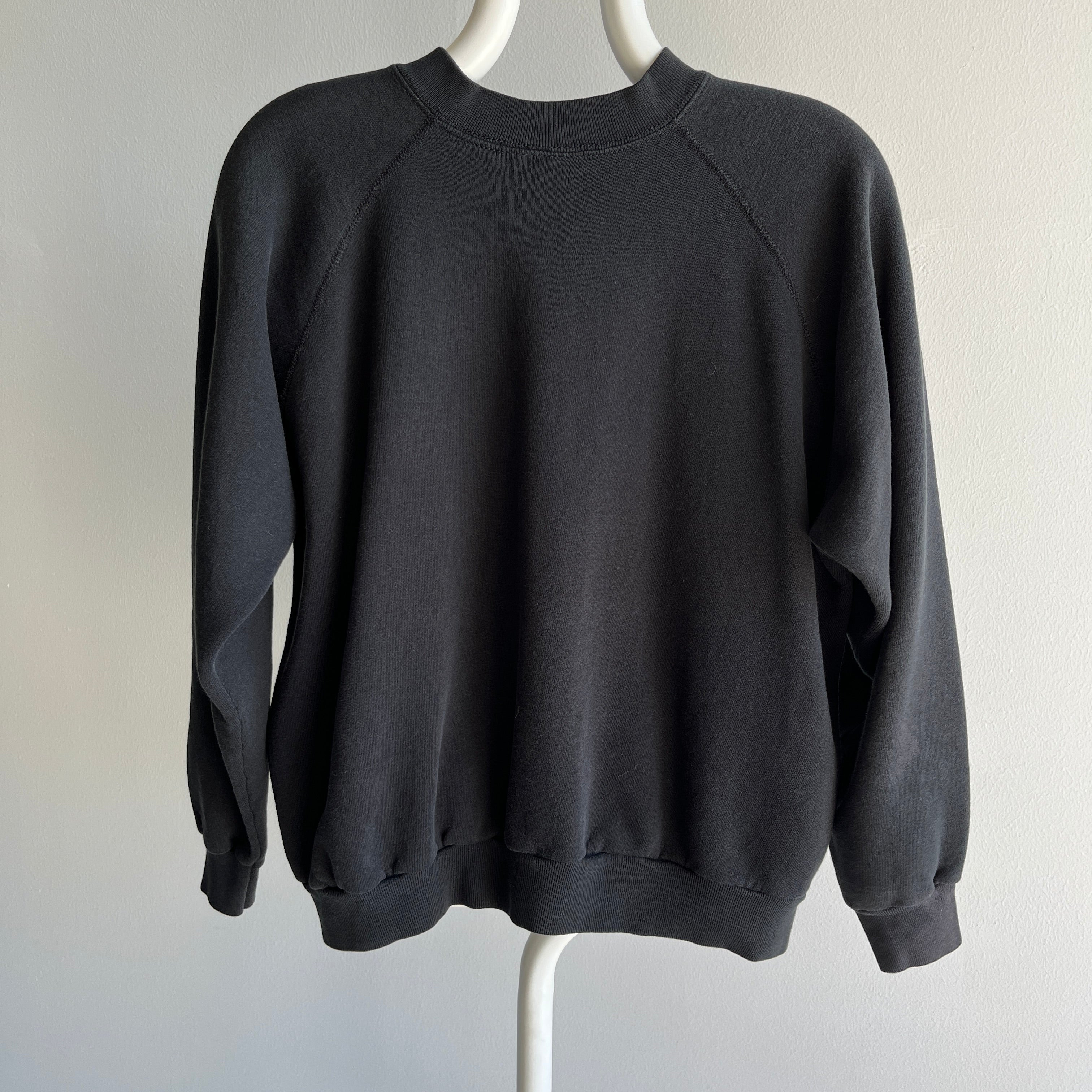 1980s Blank Black Raglan Sweatshirt